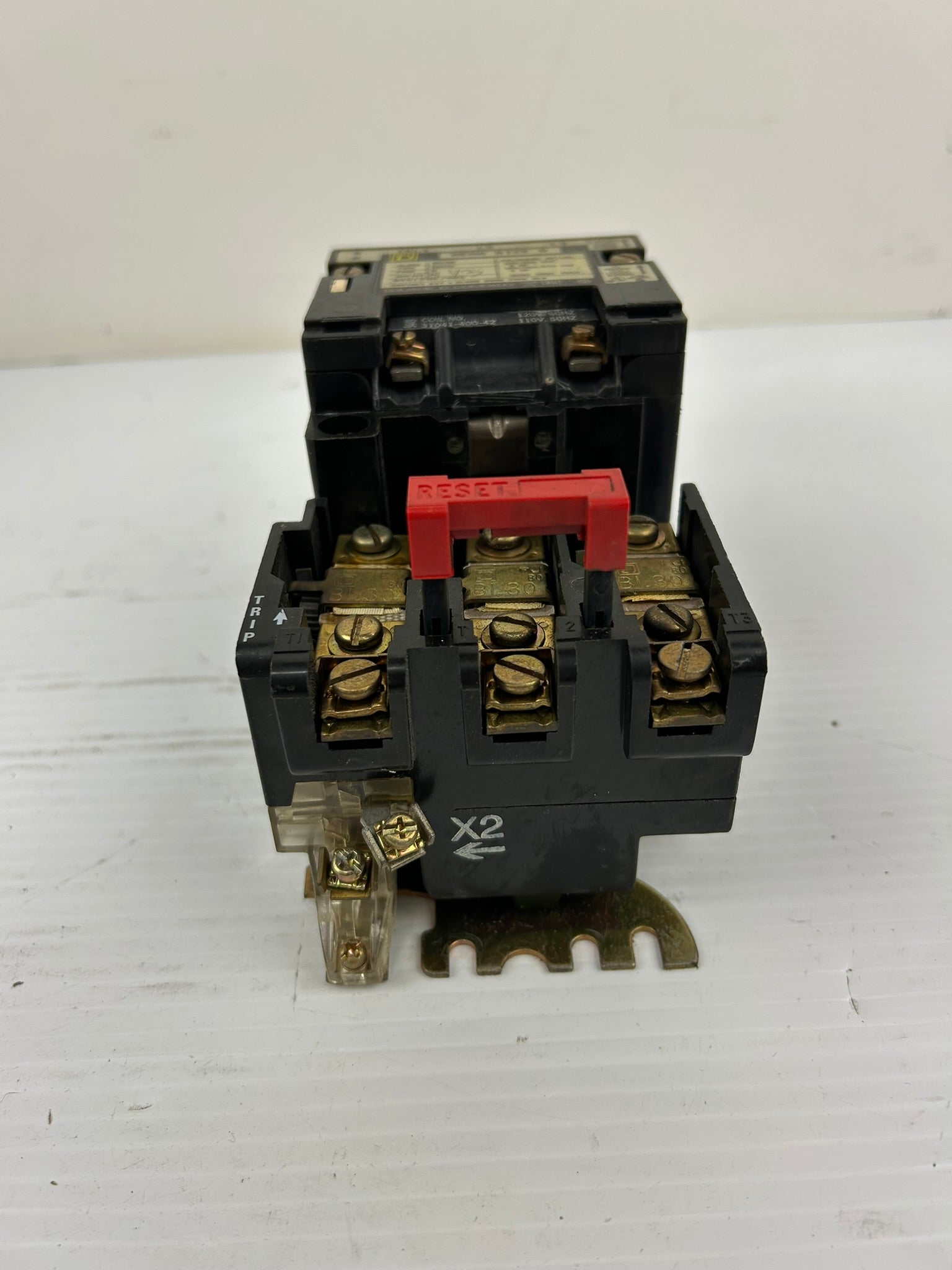 Square D 8536 SB02 Series A Starter Nema Size 0 with Overload Thermal Relays