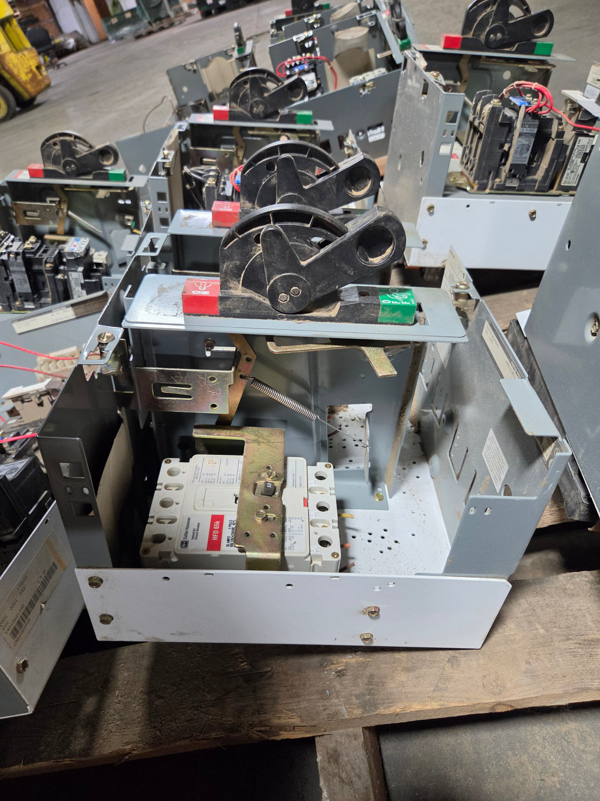 Allen Bradley 2193F-AKC MCC Bucket 50A 20A Dual Breaker Centerline 2100 No Door