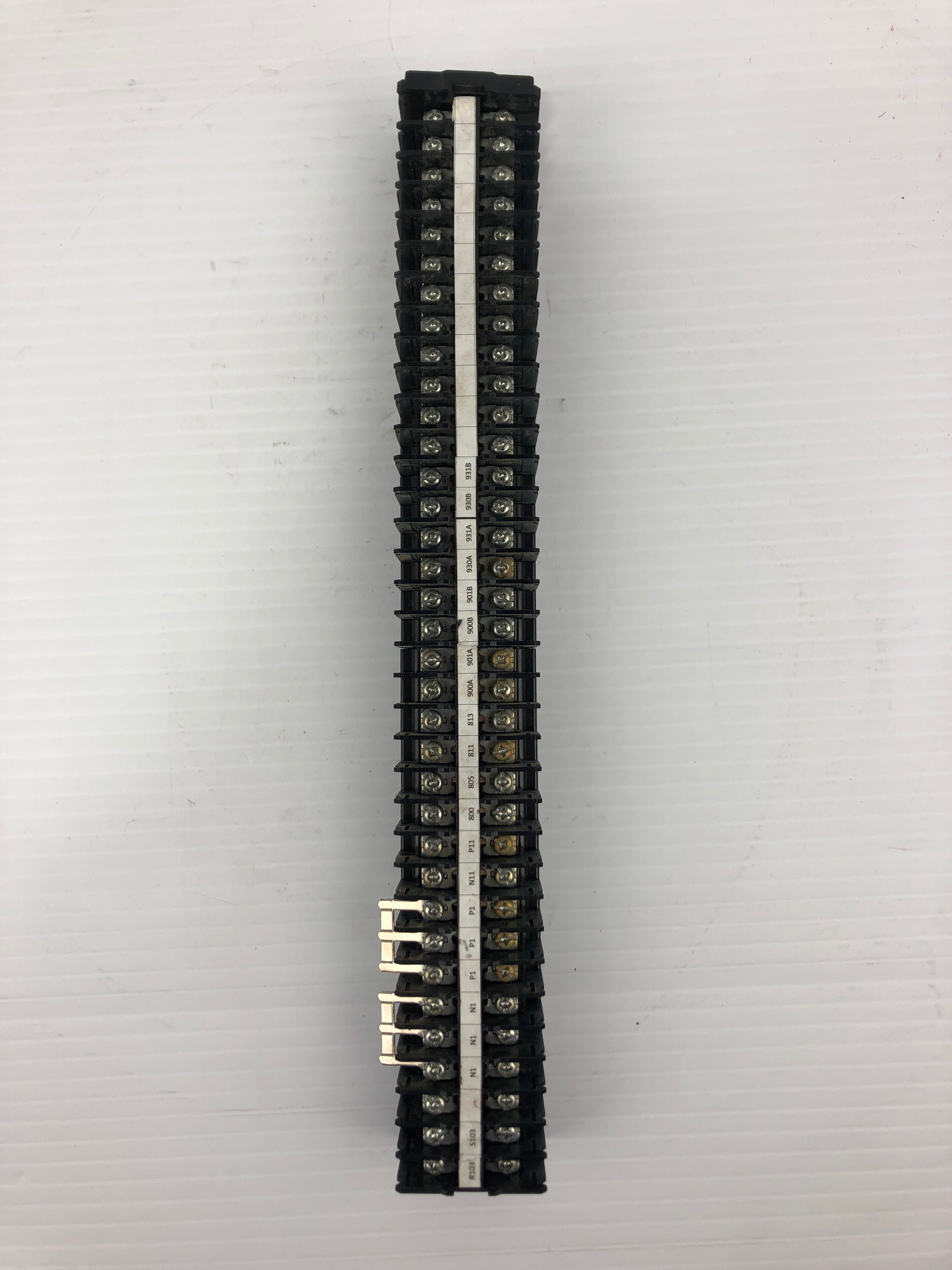 Idec BNH15MW Terminal Block 600V 1.25mm² 15A 35P