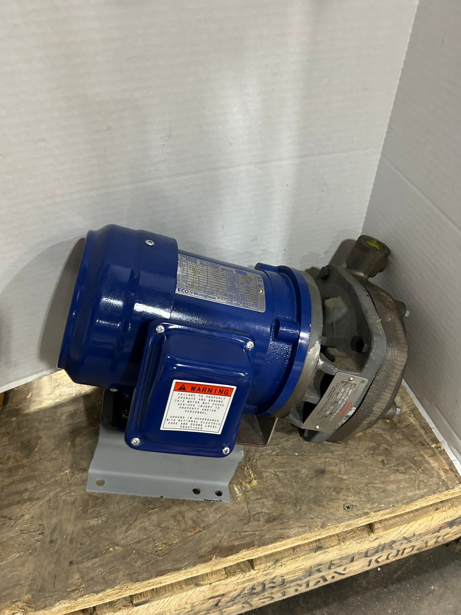 Flowserve SMP1.25X.75X5 (2/4P-B/M/V) Pump with Westinghouse AEGHPE Motor