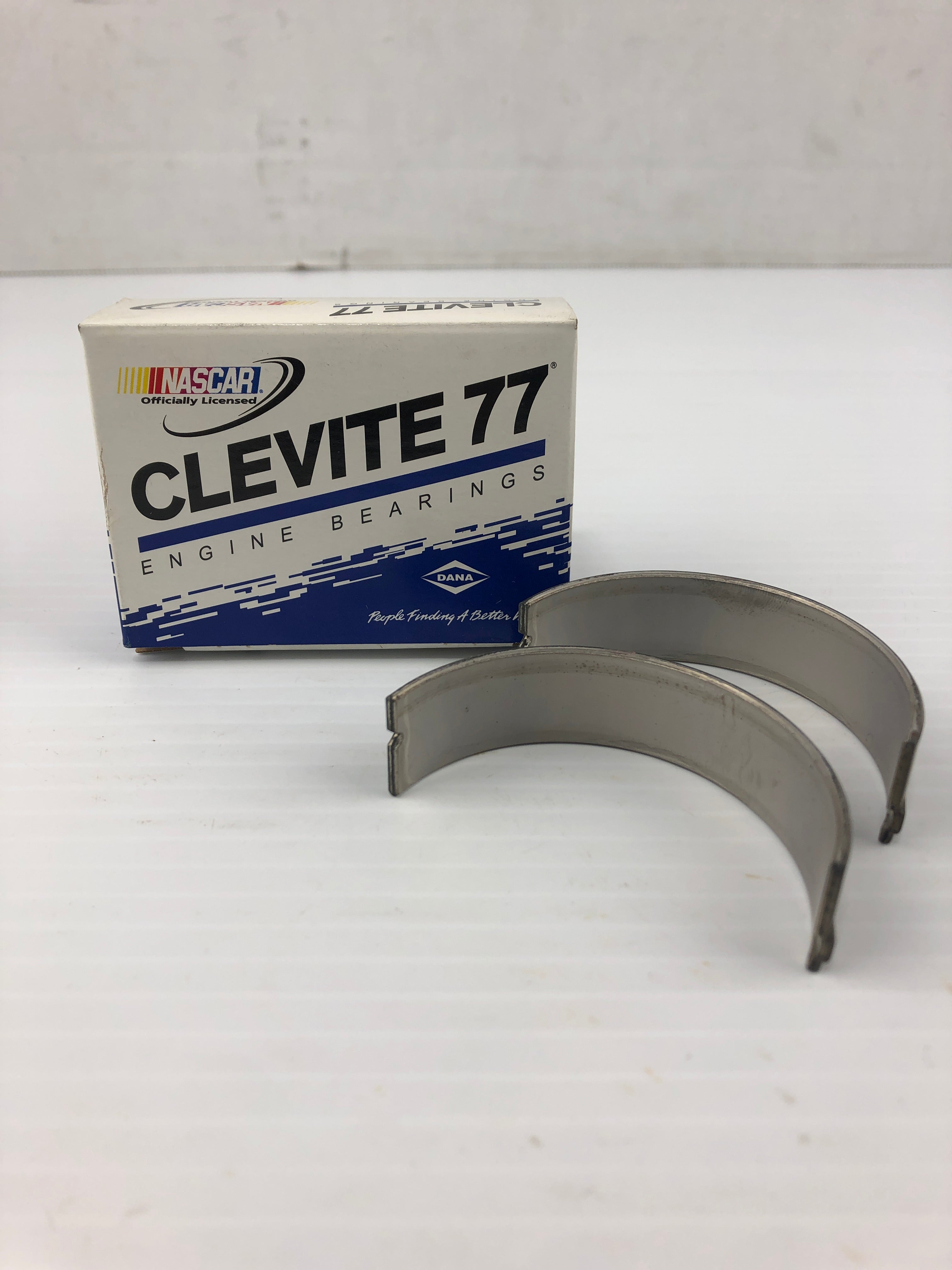 Clevite CB760P Engine Connecting Rod Bearing CB-760 P
