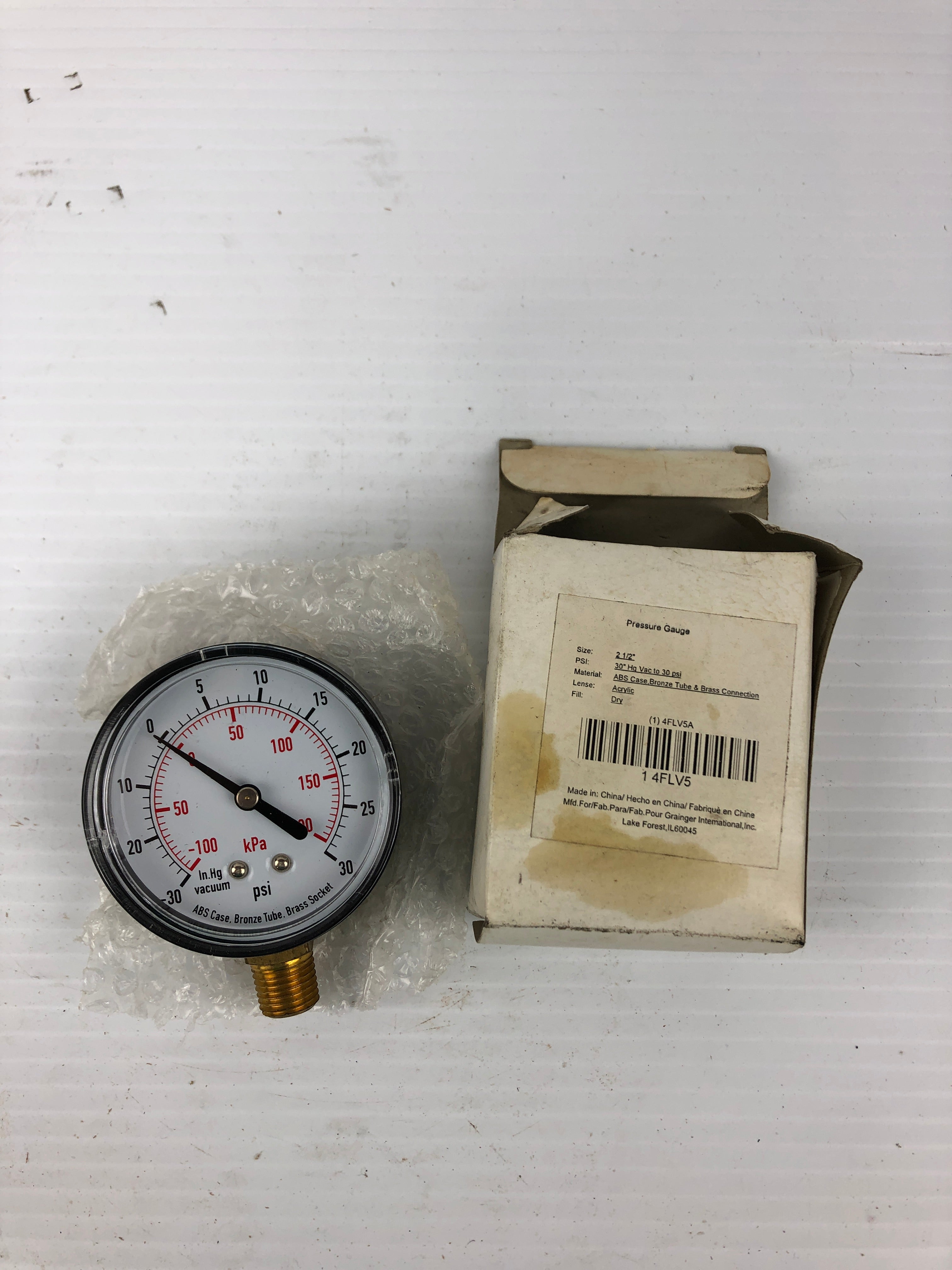 Universal Pressure Gauge 4FLV5 2-1/2" 30" HG Vac to 30 PSI 4FLV5A