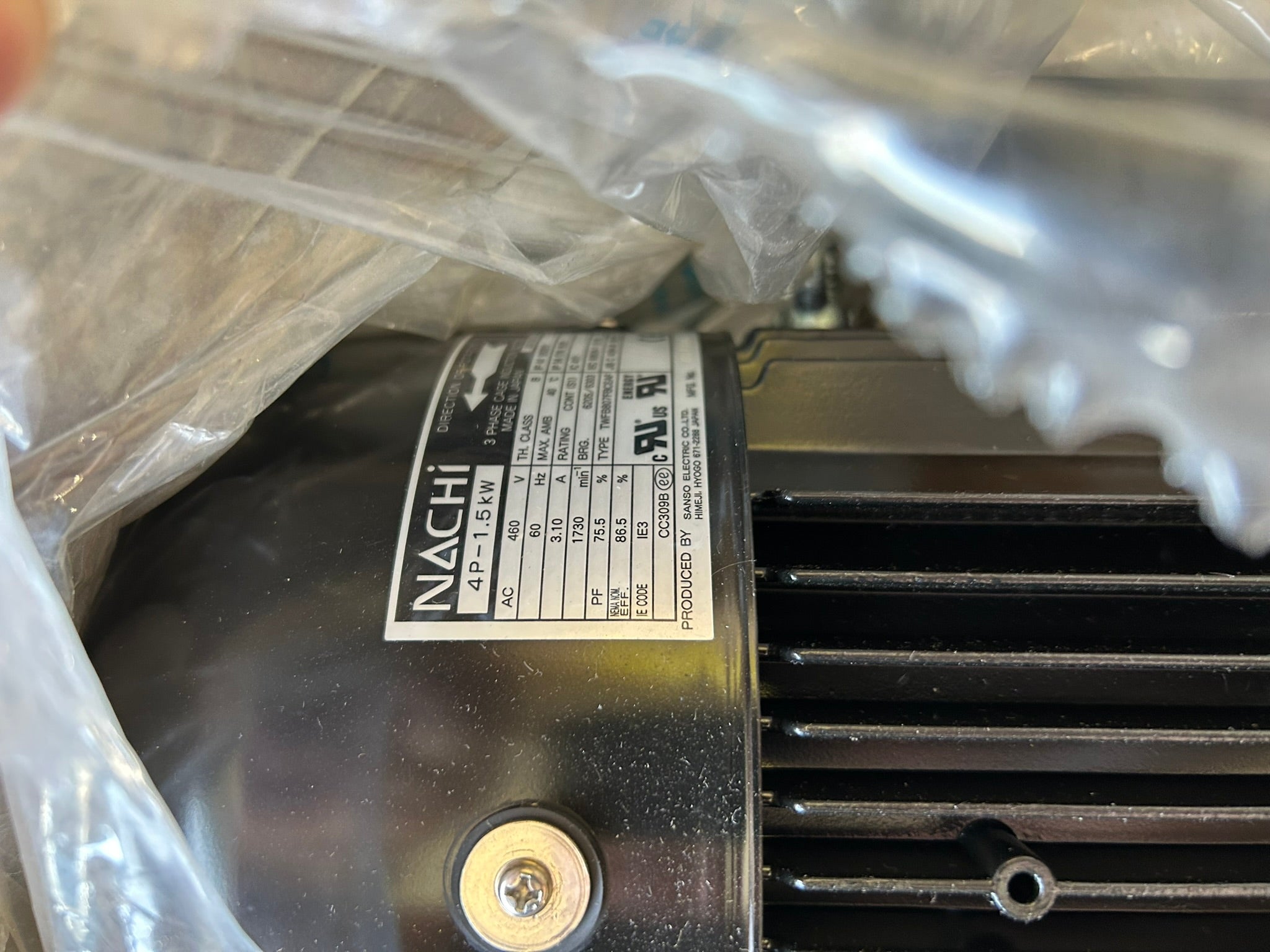 Nachi UVN-1A-0A4-1.5E-4G-12U AC Induction Motor 1.5kW 4P 1730 RPM 460VAC 3 Phase