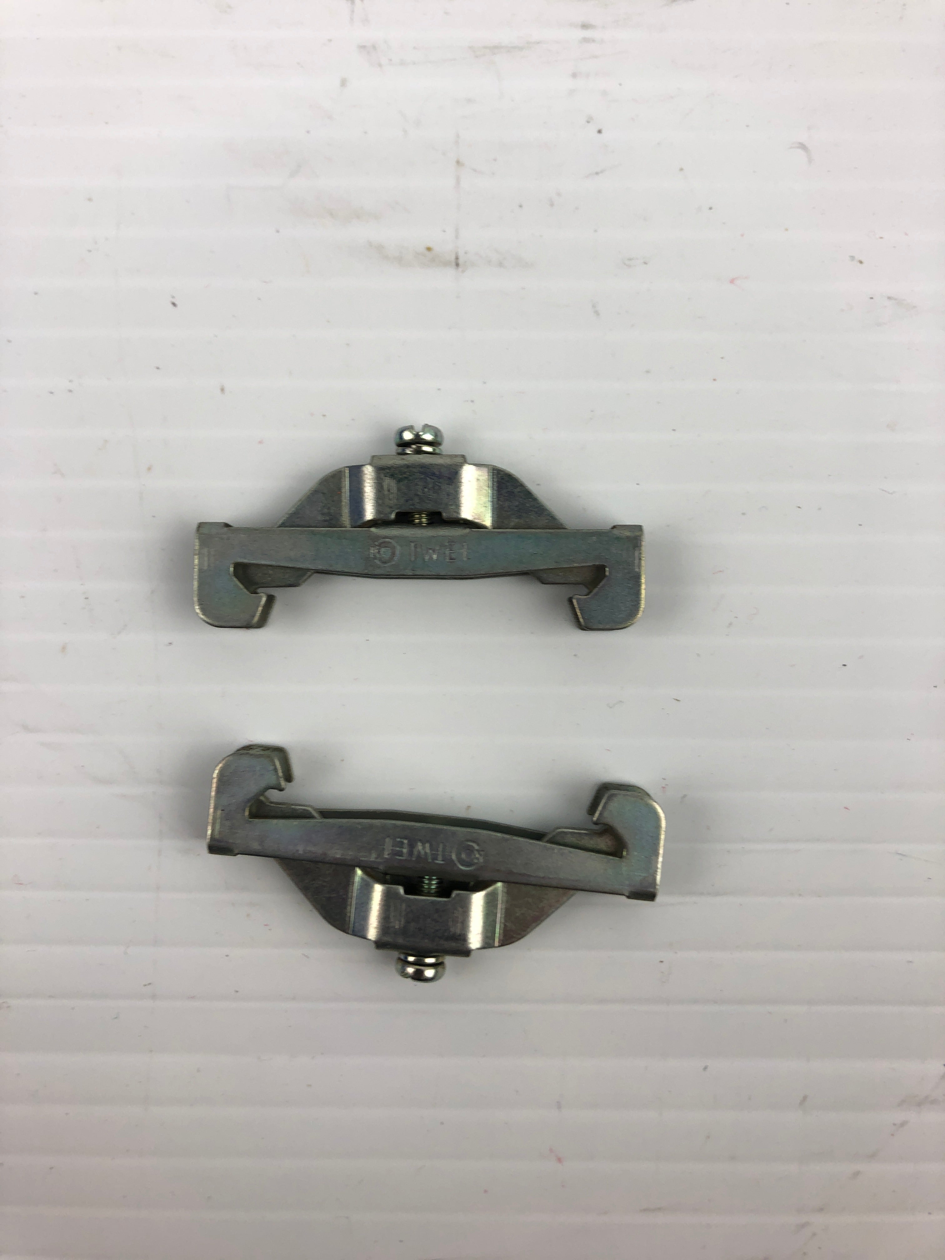 Kasuga Electric TWE1 Stopper for Terminal Block - Lot of 2