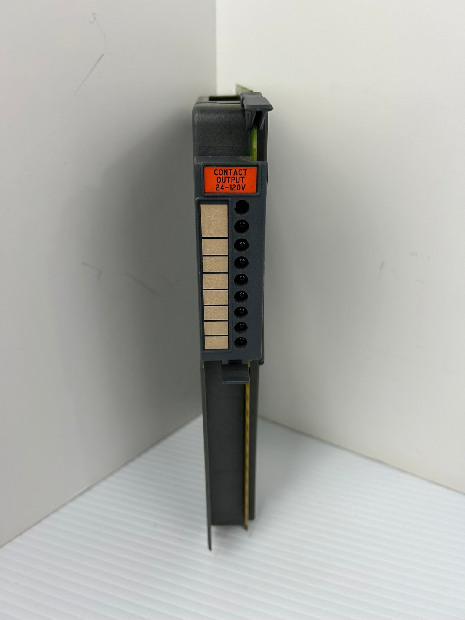 Allen-Bradley 1771-0W Selectable Contact Output Module