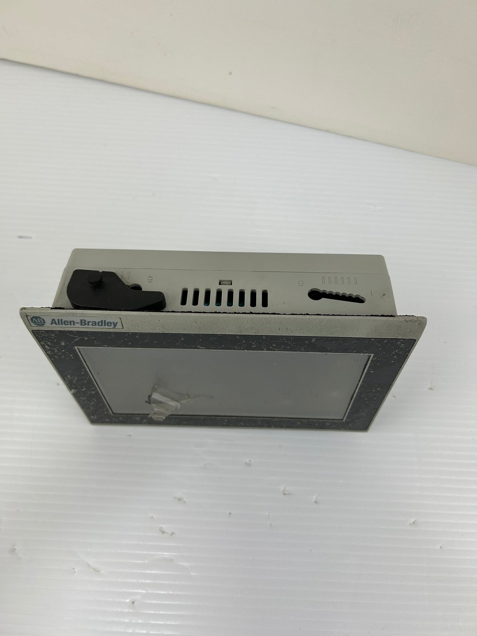 Allen-Bradley 2711R-T7T PanelView 800 7" HMI Touchscreen Terminal 24VDC