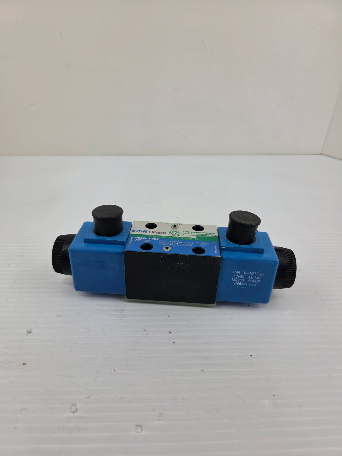 Eaton Vickers DG4V-3S-6C-M-U-B5-60 Hydraulic Directional Valve 350bar 5000 PSI