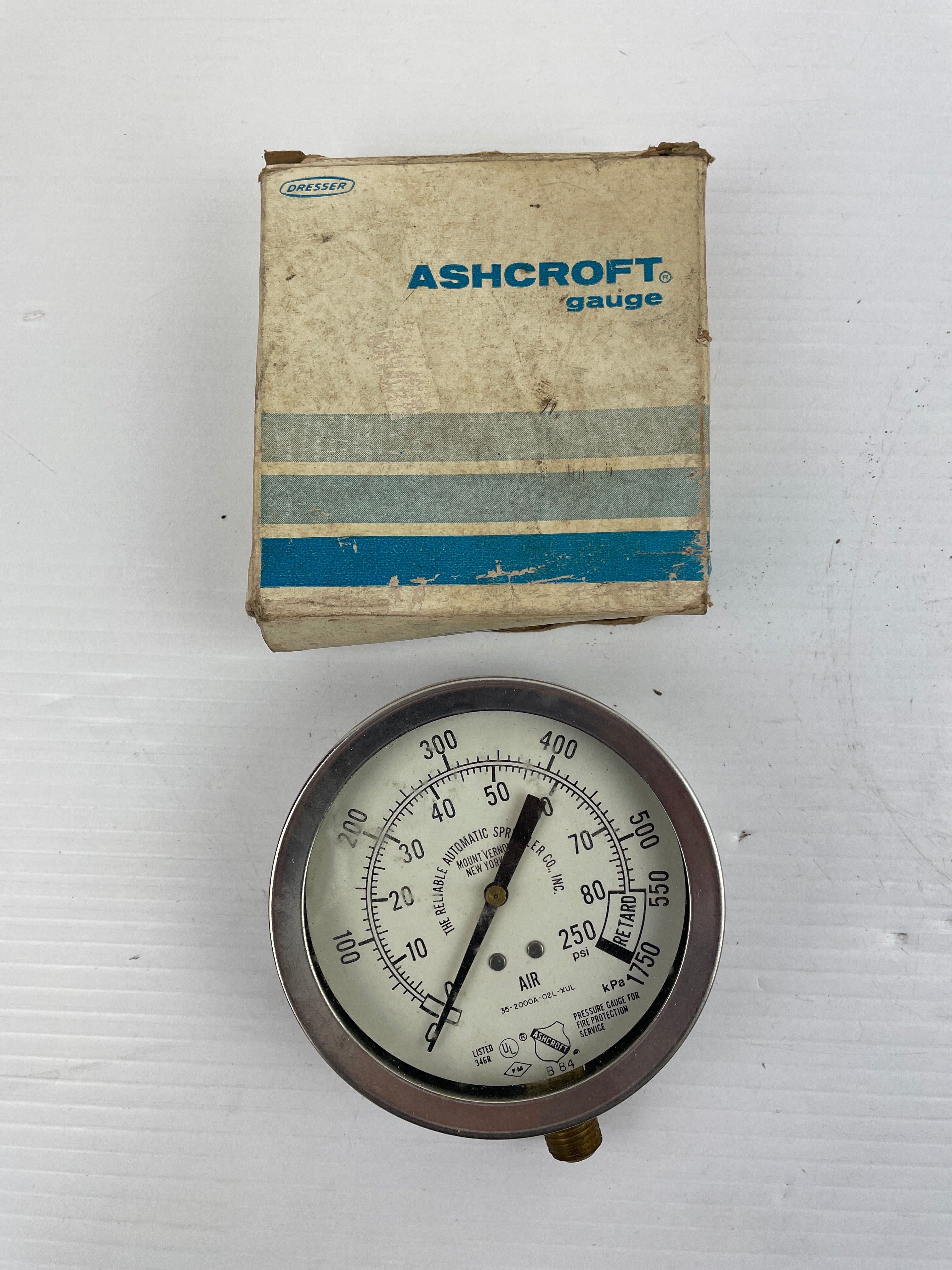 Ashcroft 35-2000A-02L-XUL Gauge 250 PSI