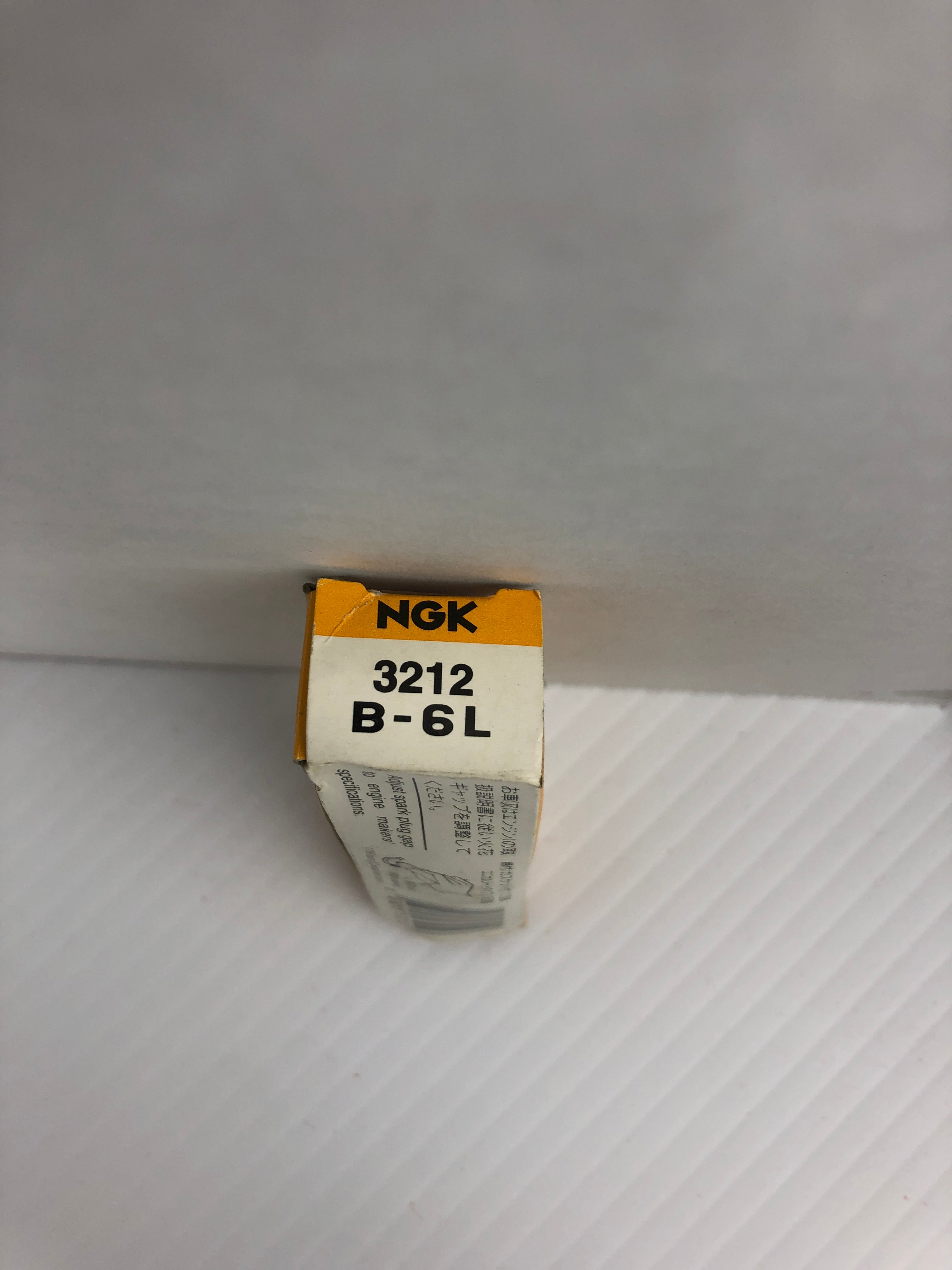 NGK 3212 Spark Plug B-6L