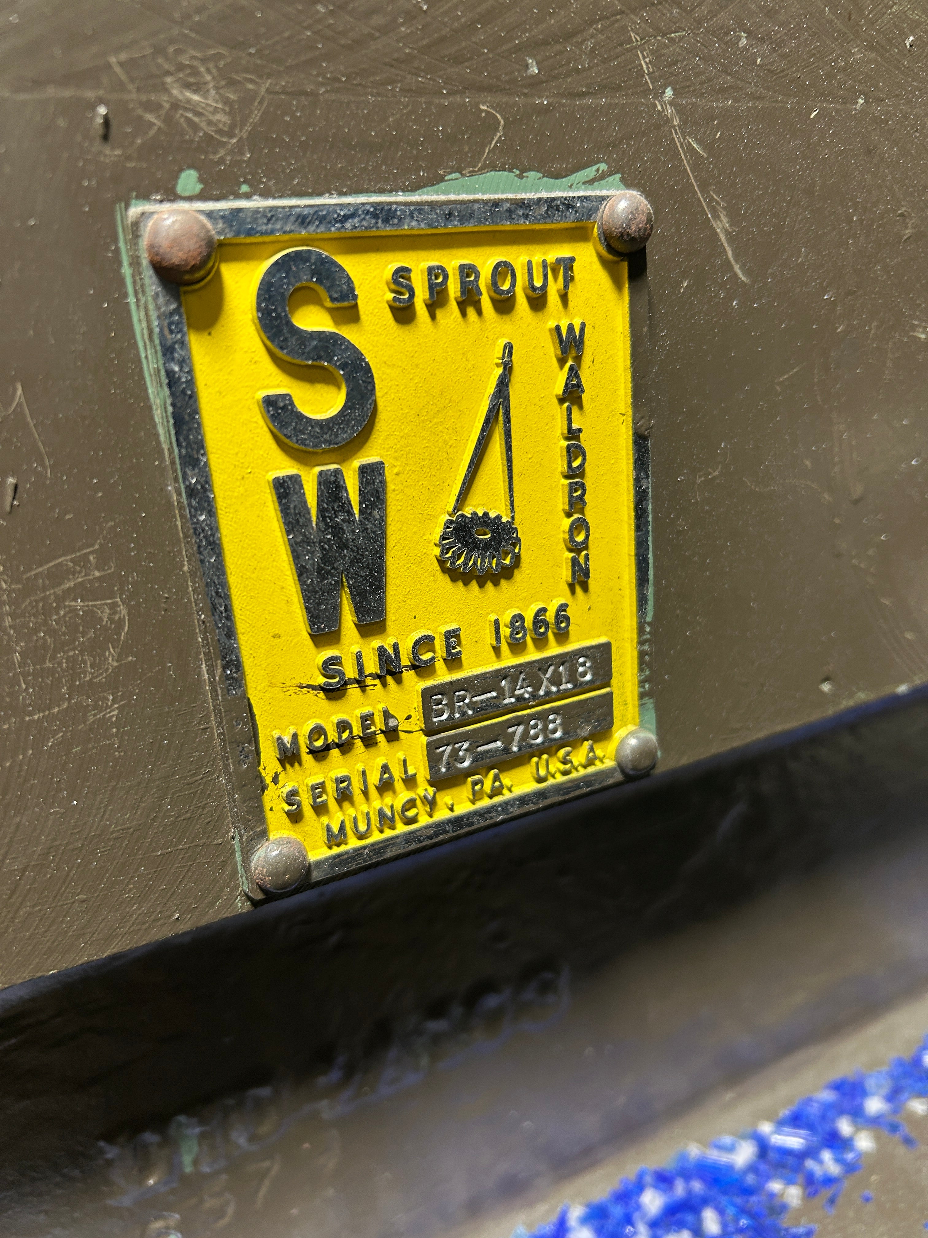 Sprout Waldron BR-14X18 Edge Chopper with 25HP Reliance Motor