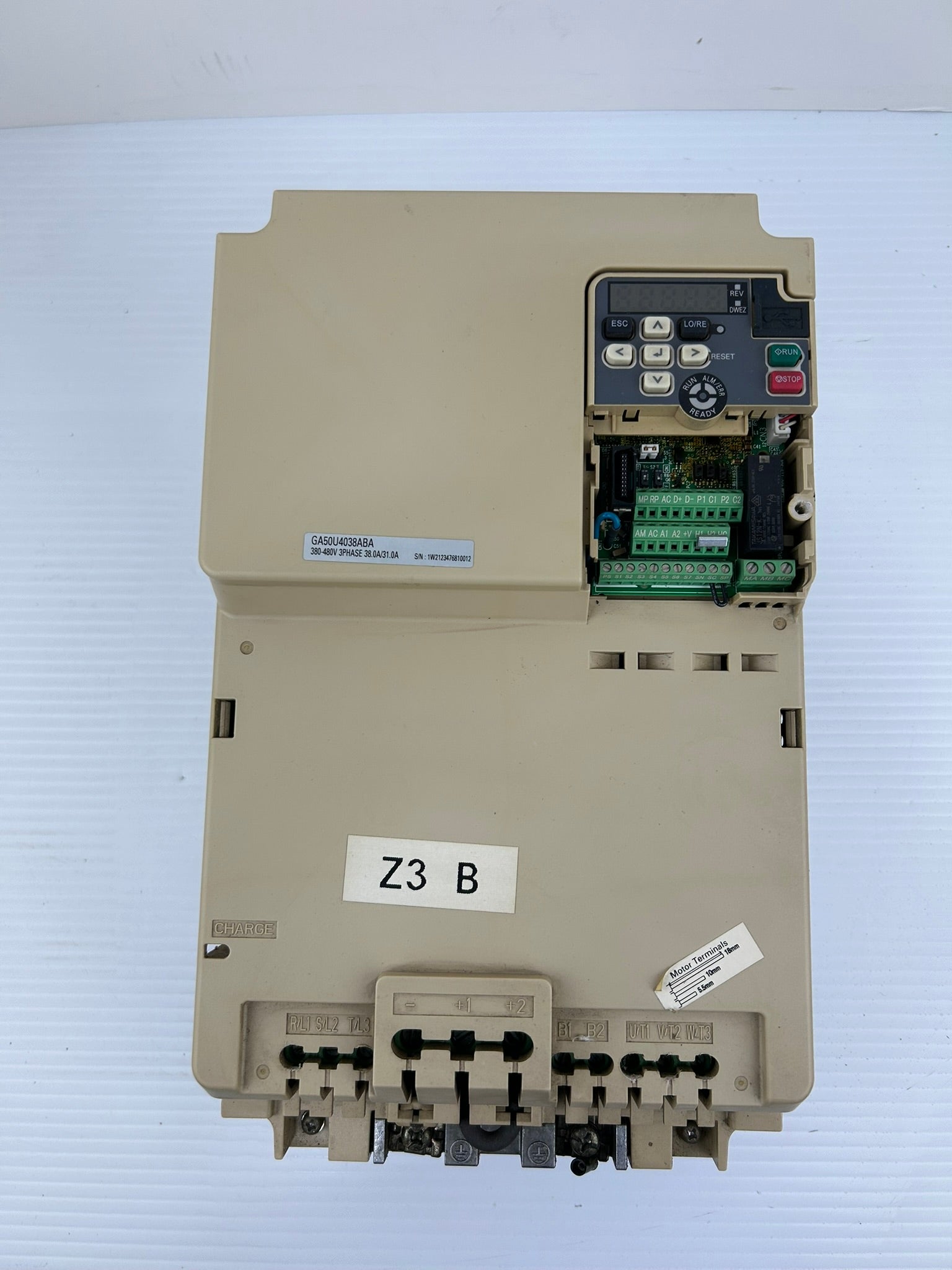 Yaskawa Electric CIPR-GA50U4038ABAA-AAAASA Industrial AC Drive Rev A No Top Cov