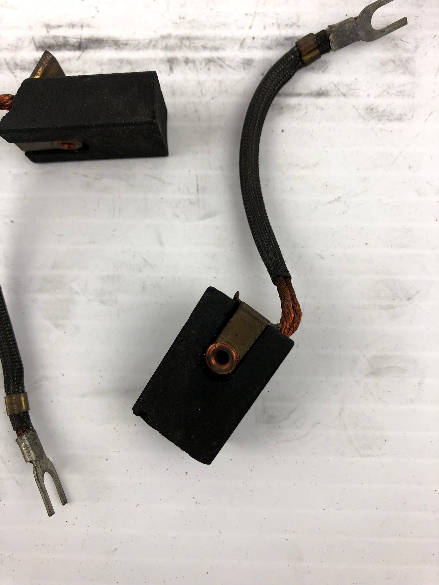 E45 Carbon Motor Brush - Lot of 8