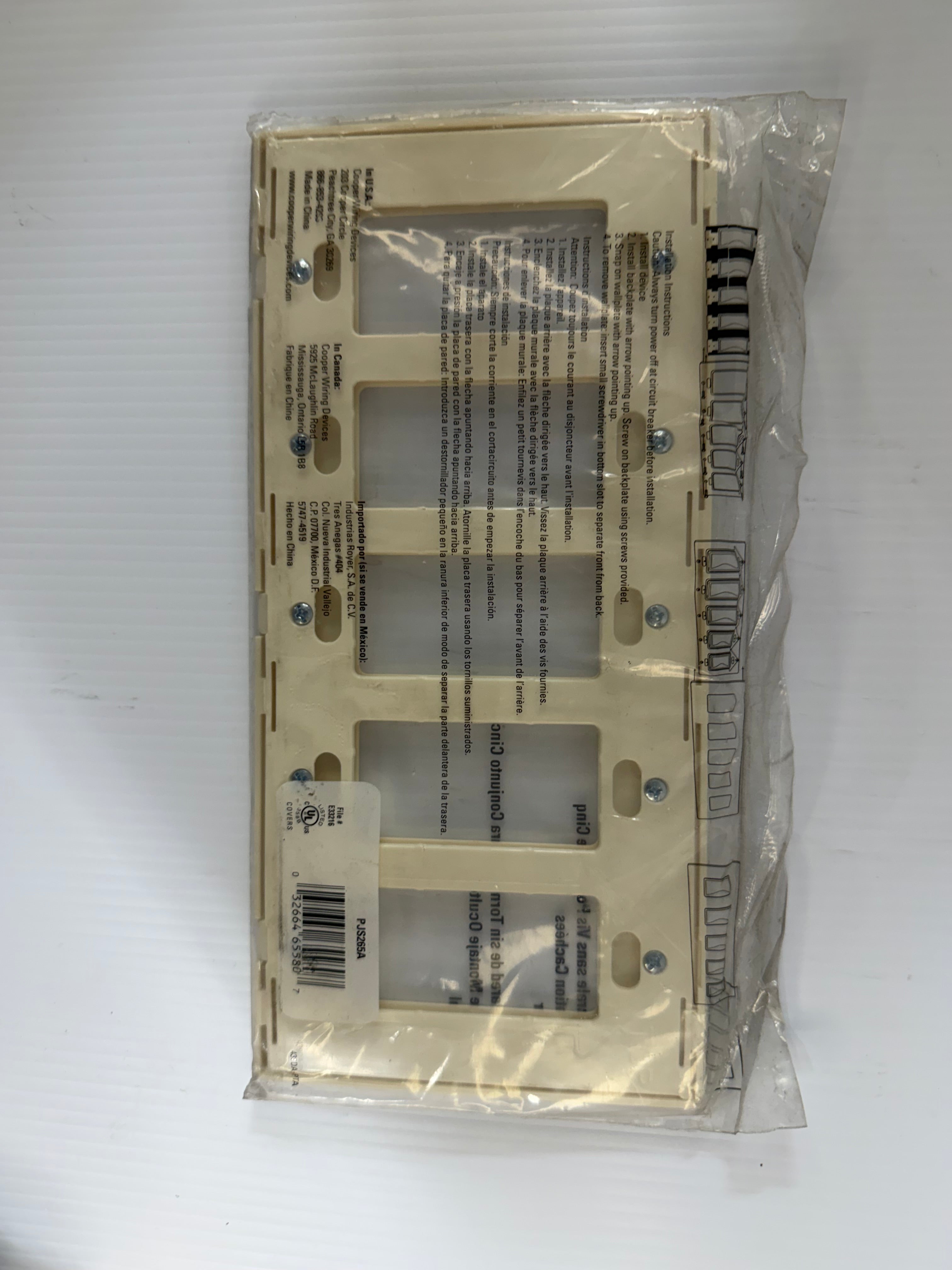 Cooper Wiring 5-Gang Screwless Wallplate PJS265A Lot of 2