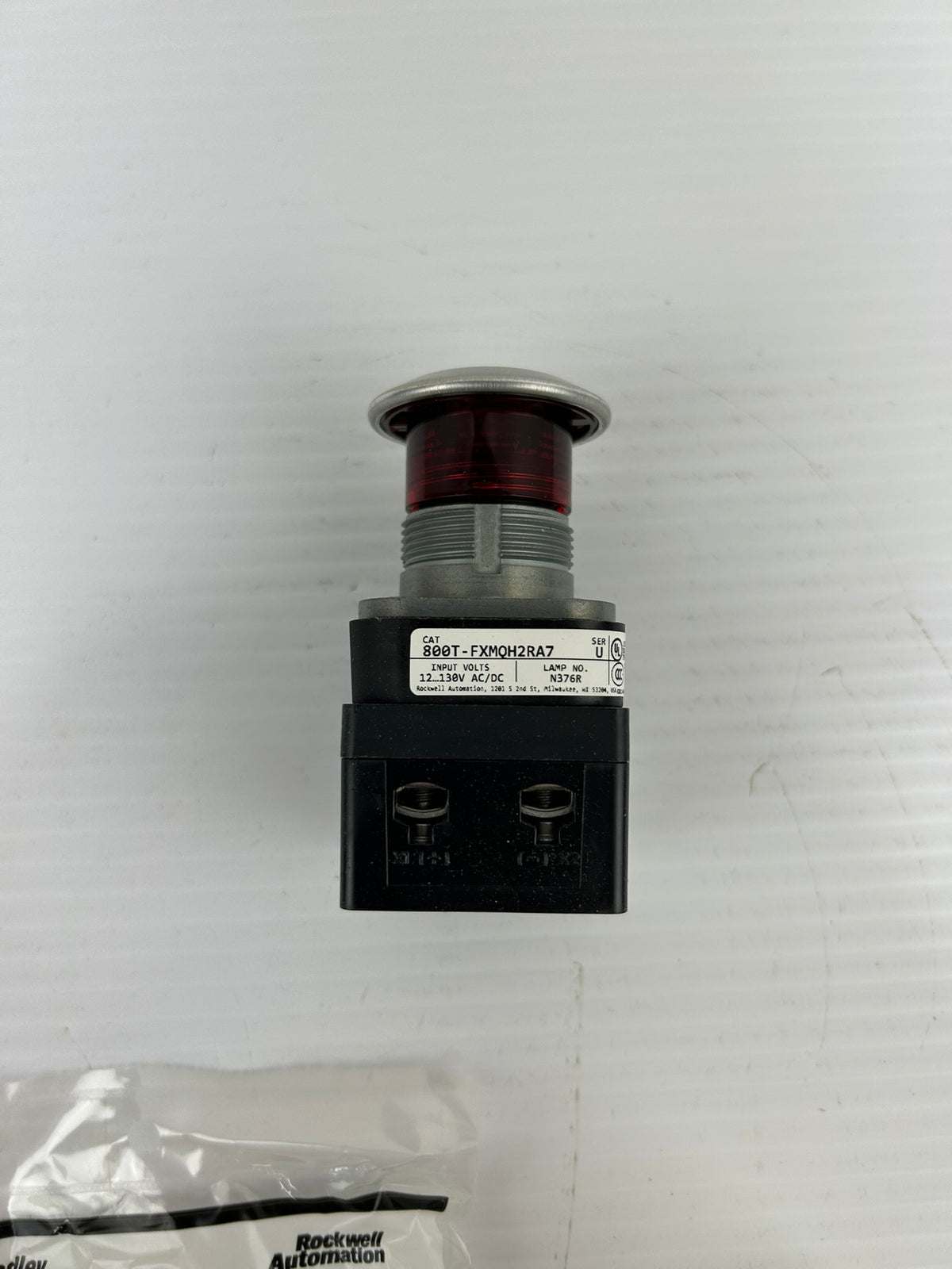 Allen Bradley 800-FXMQH2RA7 30mm Red Push-Pull Device 800T PB Series U