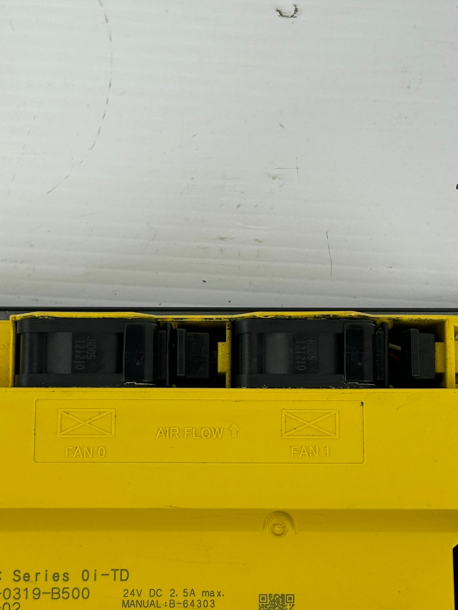 Fanuc A02B-0319-B500 CMC System Control Screen with Keypad Series 0i-TD