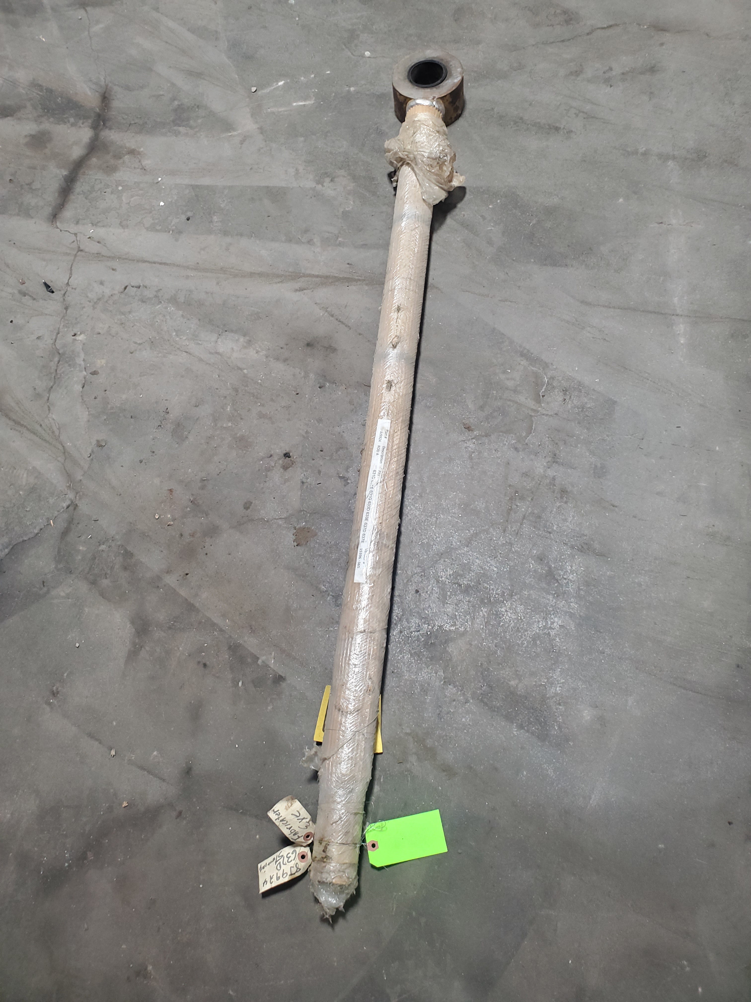 Caterpillar 8J-9924 Hydraulic Rod A with Eye Bearing CAT 8J9924
