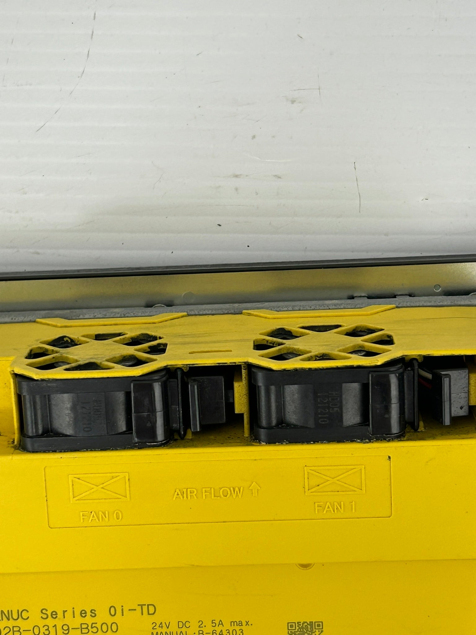 Fanuc A02B-0319-B500 CMC System Control Screen with Keypad Series 0i-TD