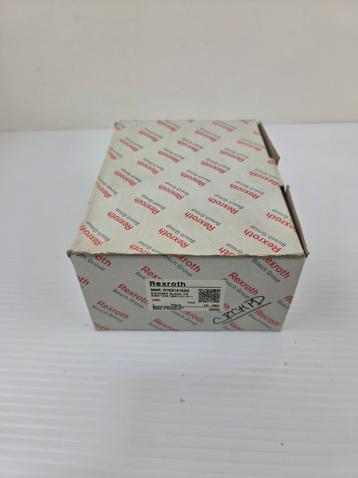 Rexroth R162141322 Guide Rail Ball Runner Block Carbon Steel KWD-045-SNH-C1-H-1
