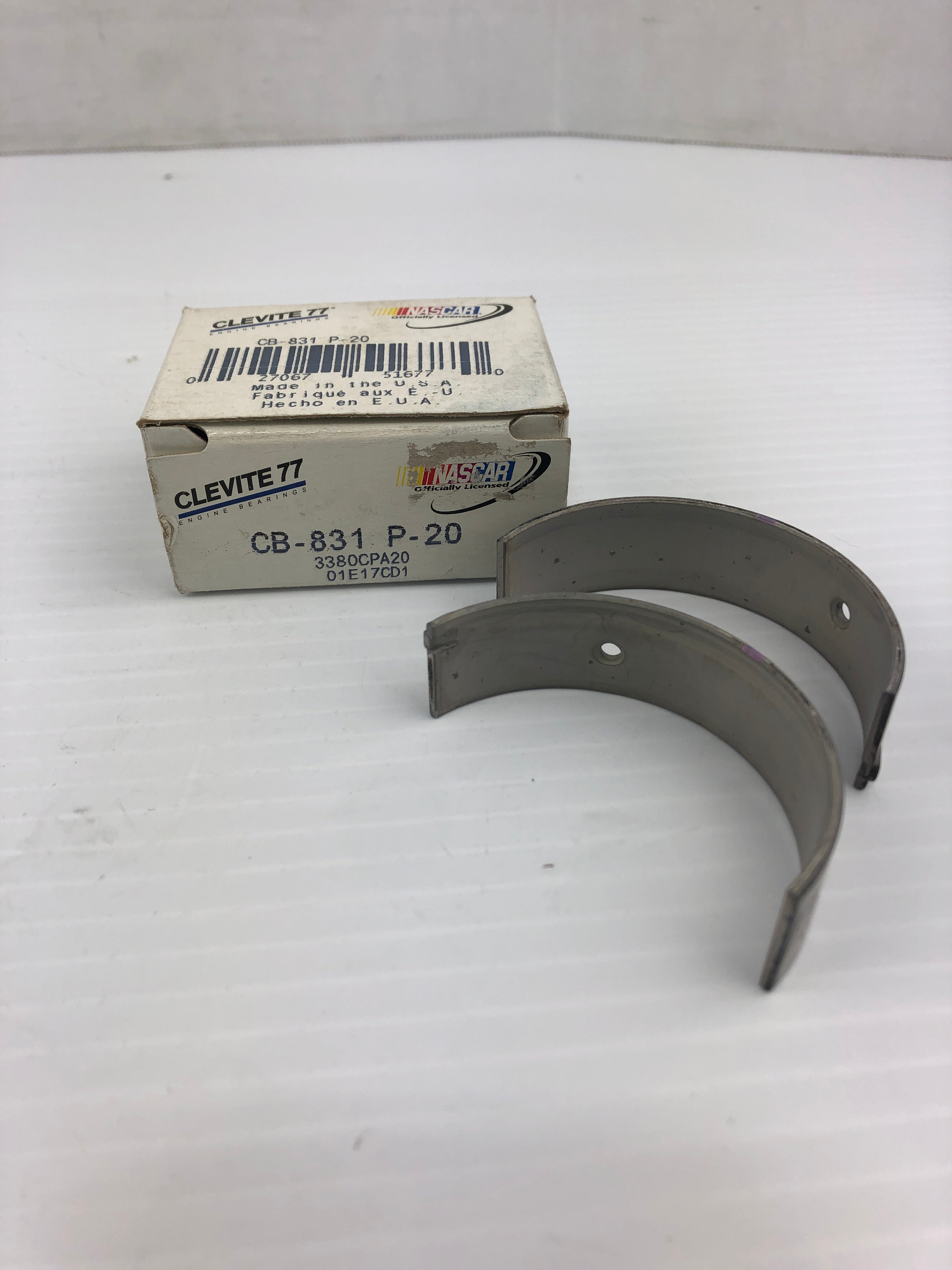 Clevite CB831P20 Engine Connecting Rod Bearing Pair CB-831 P-20