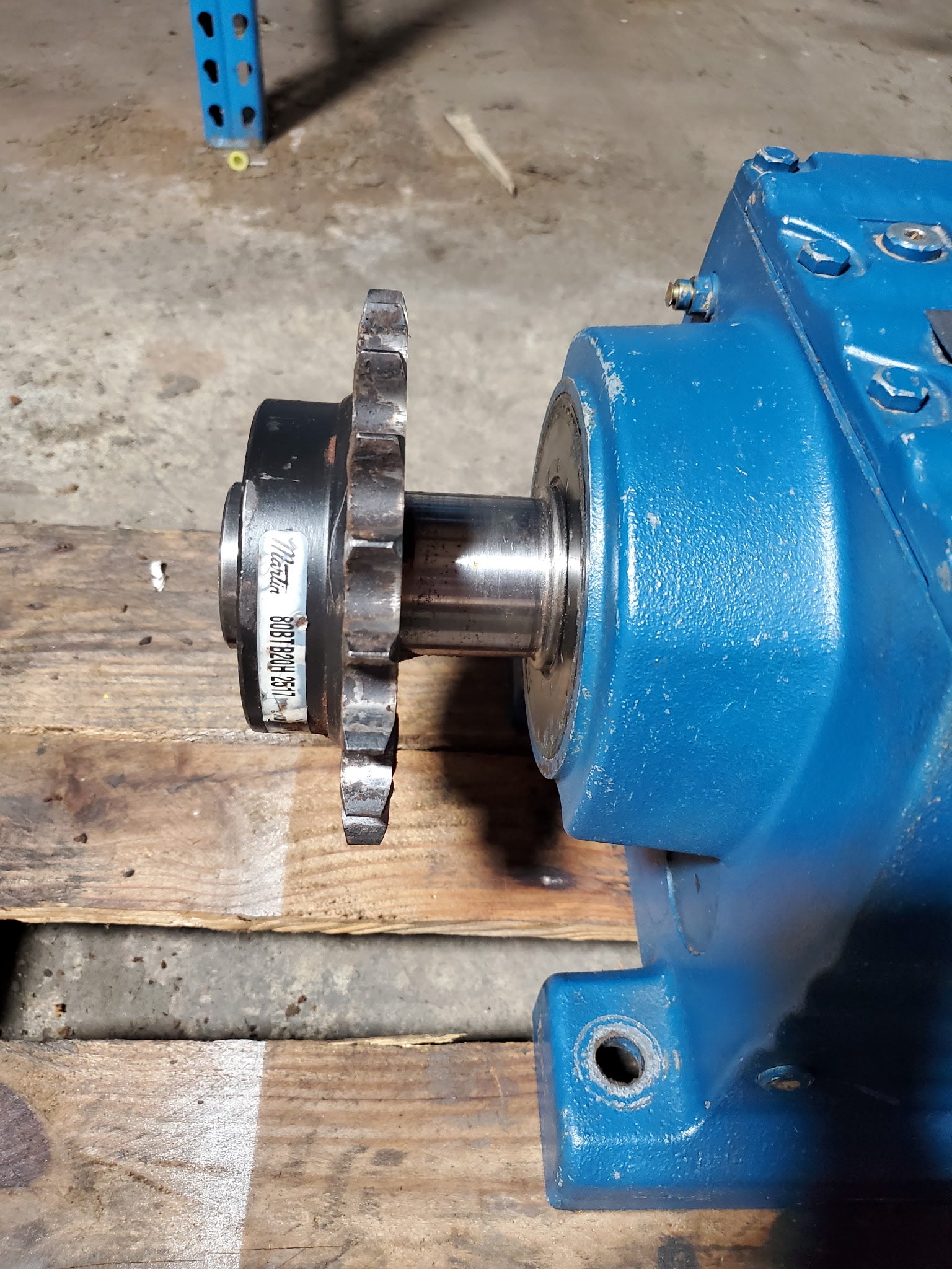 SEW Eurodrive R87AM213/215 Helical Gear Reducer Gearbox 27.84:1 63 RPM