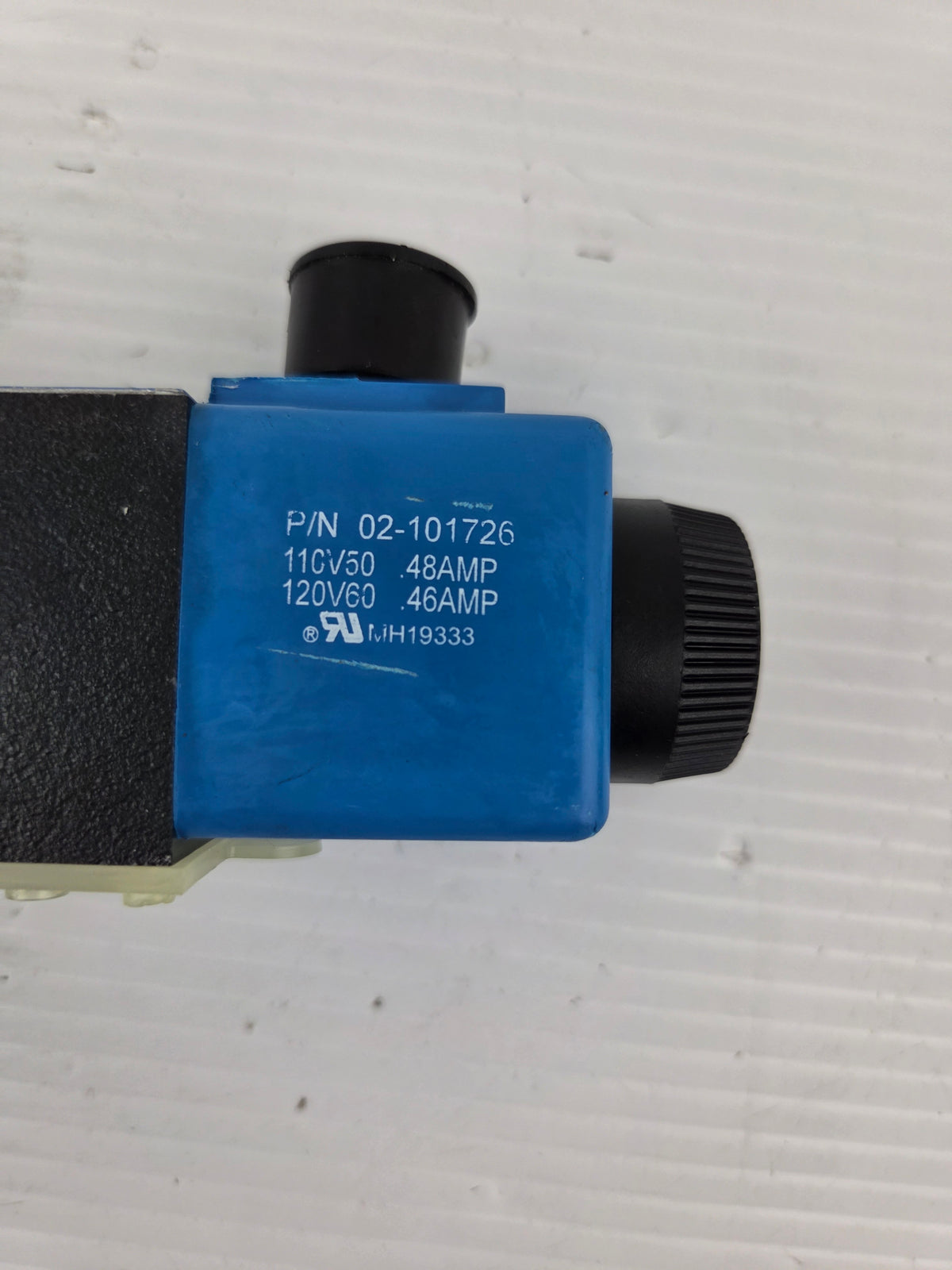 Eaton Vickers DG4V-3S-6C-M-U-B5-60 Hydraulic Directional Valve 350bar 5000 PSI