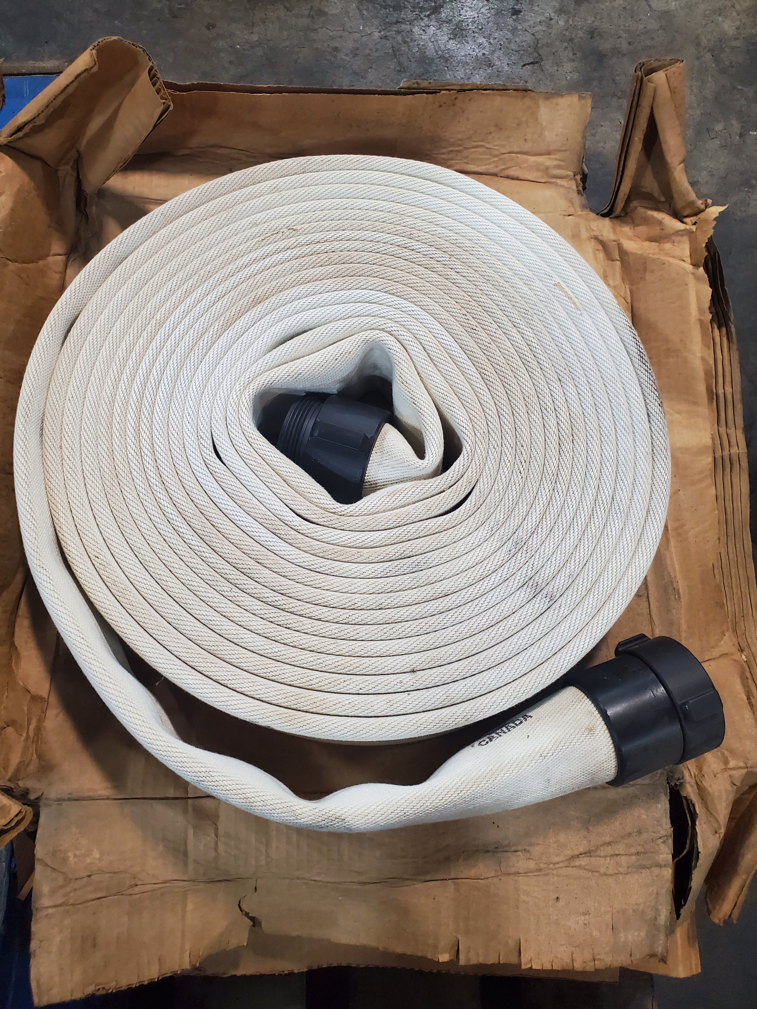 S.J. Fire Hose 300 LB PSI White 2-1/2" x 50' Long 6/85R