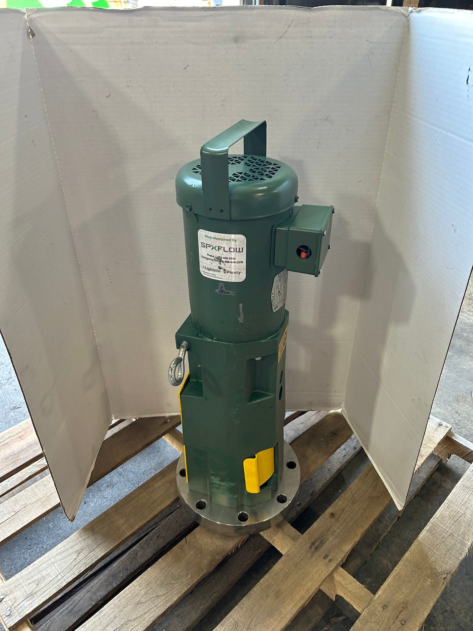 Lightnin 272899 DC Motor with SPX Flow X5S25 Mixer Head