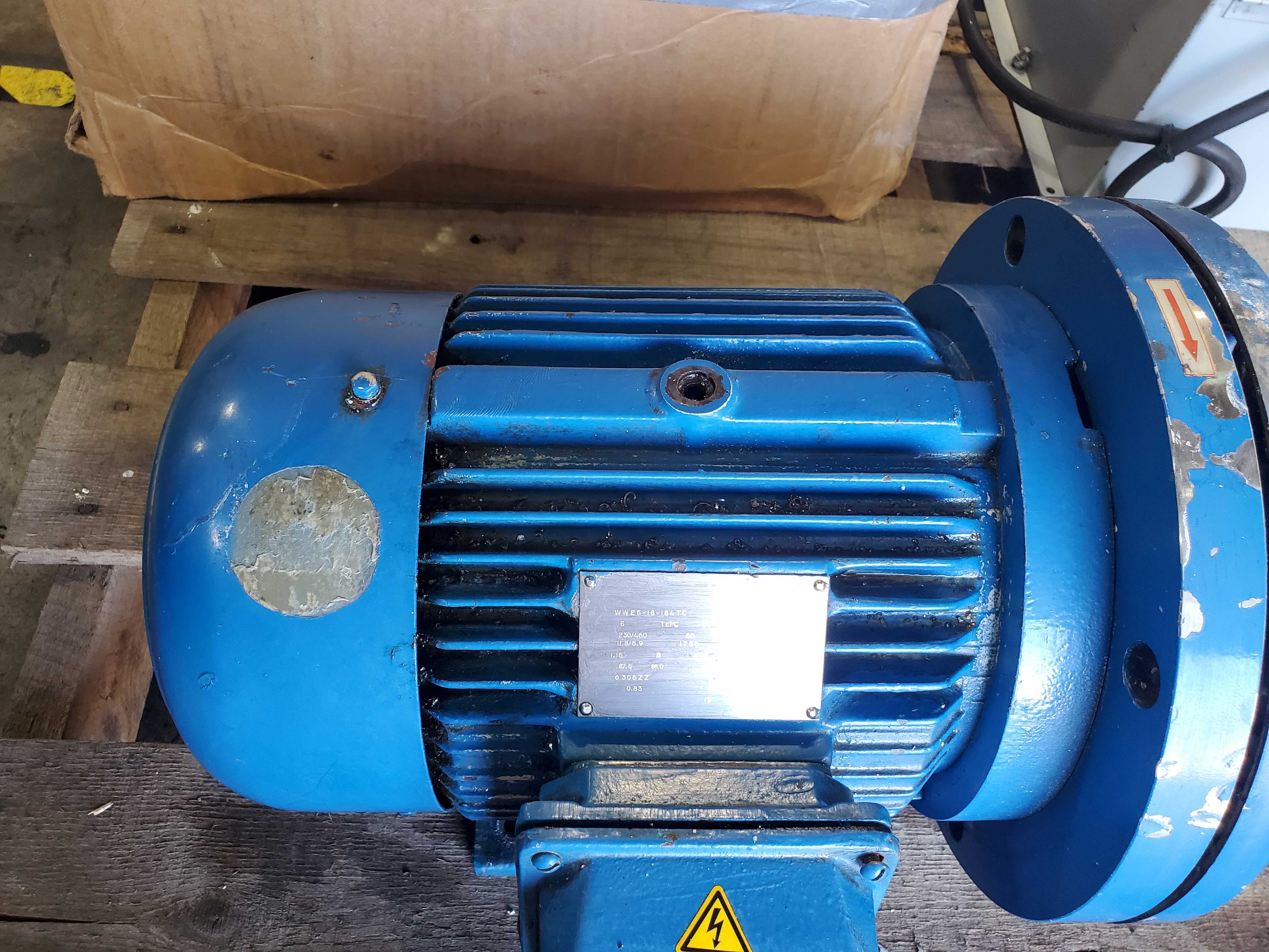 Rexroth A10VO28DFR/31R-PPC12N00M Pump with WorldWide WWE5-18-184TC Motor