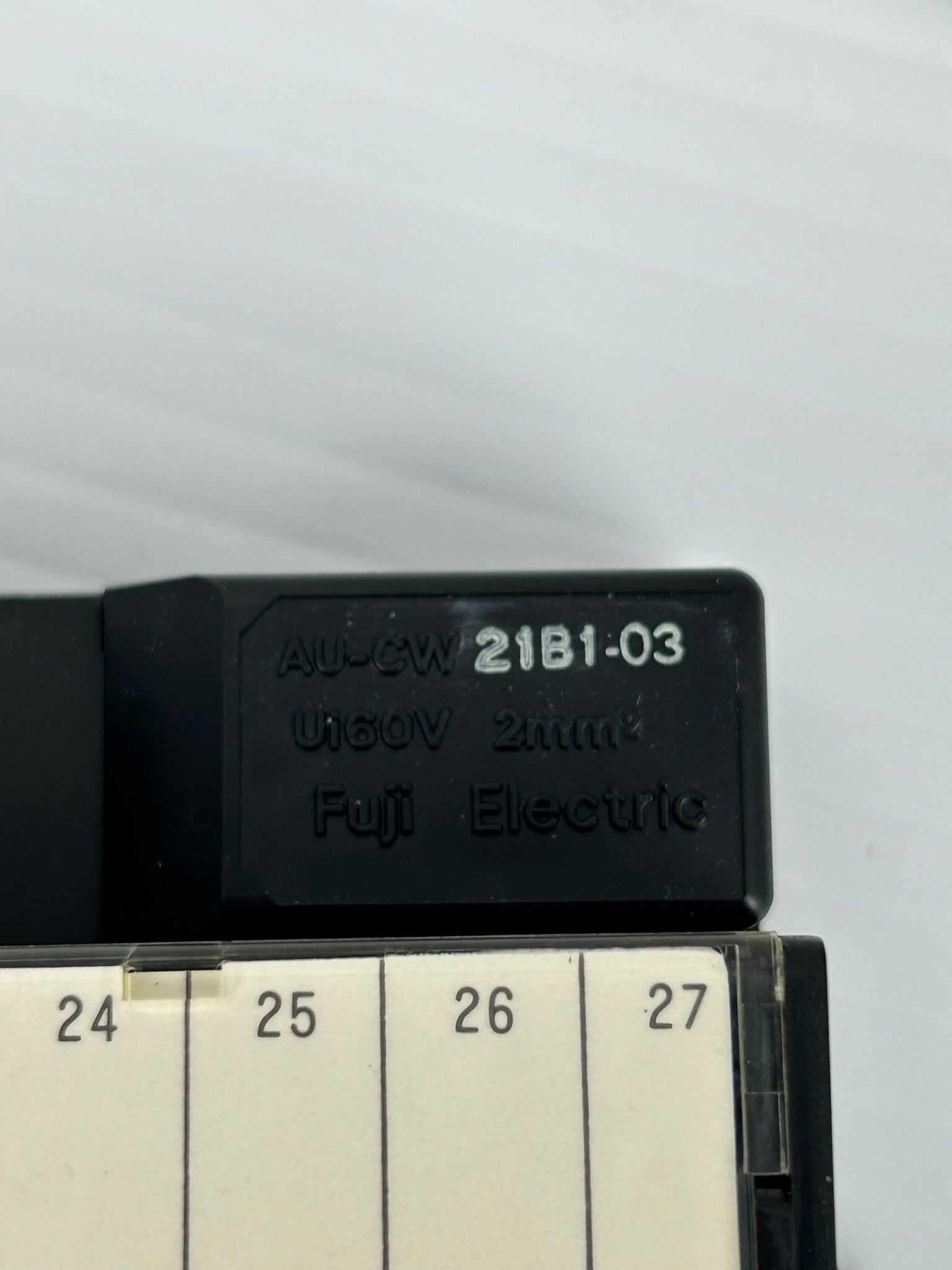 Fuji Electric AU-CW 21B1-03 Terminal Block 600V 2mm²