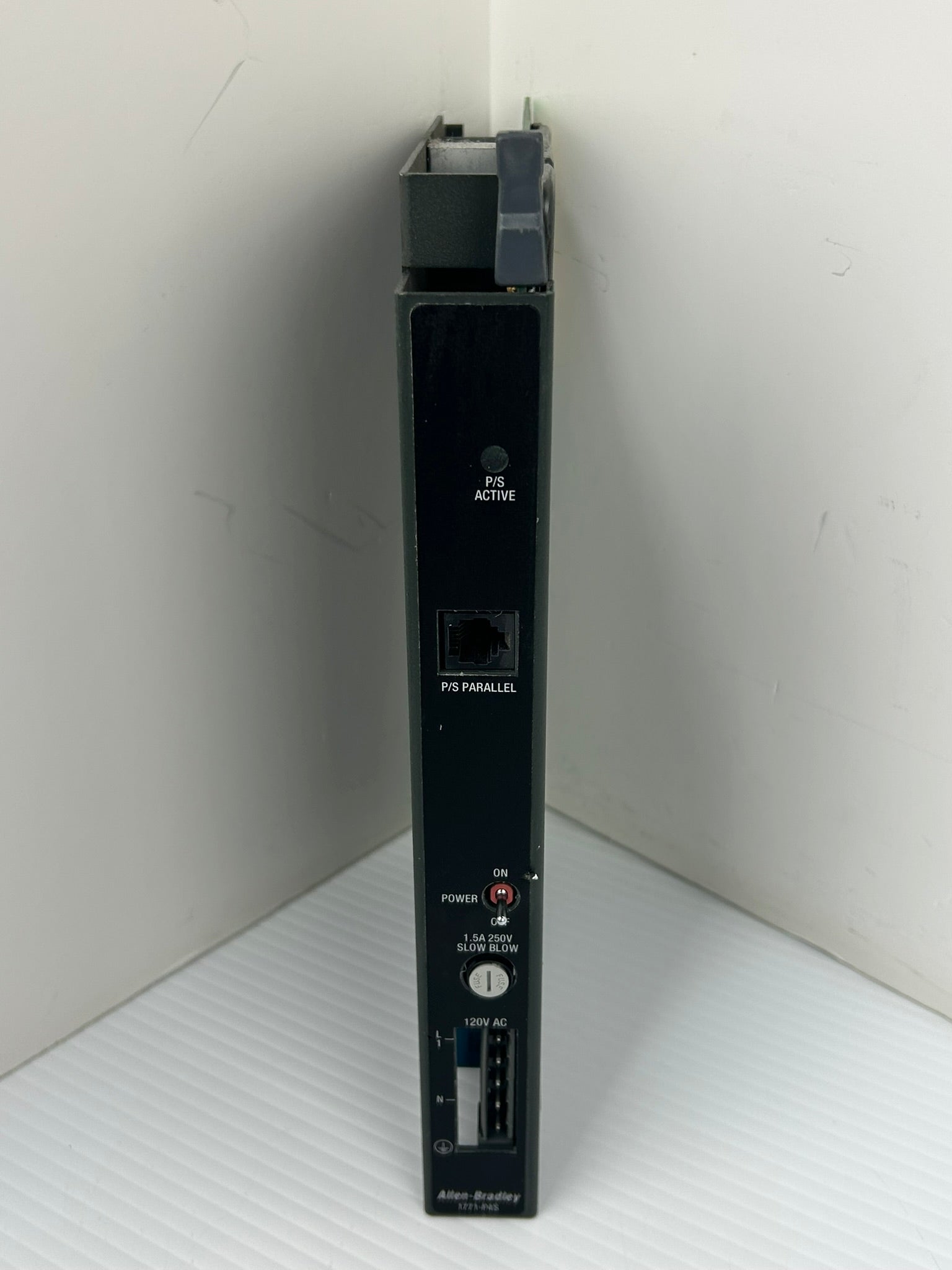 Allen-Bradley 1771-P4S 120VAC Power Supply Module Series B