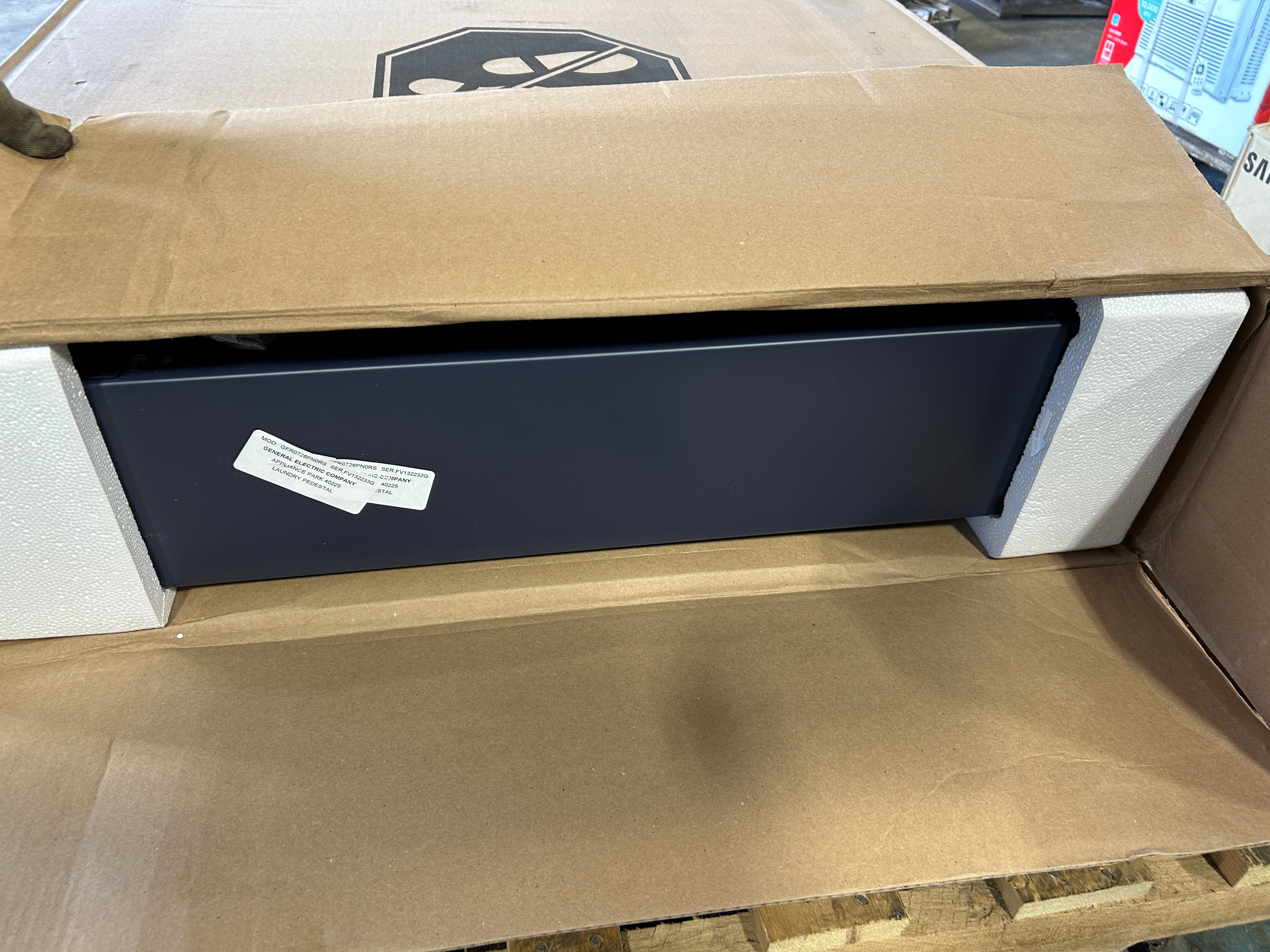 GE Laundry Pedestal 7" Rightheight Riser GFR0728PNRS Sapphire Blue 29 x 28"