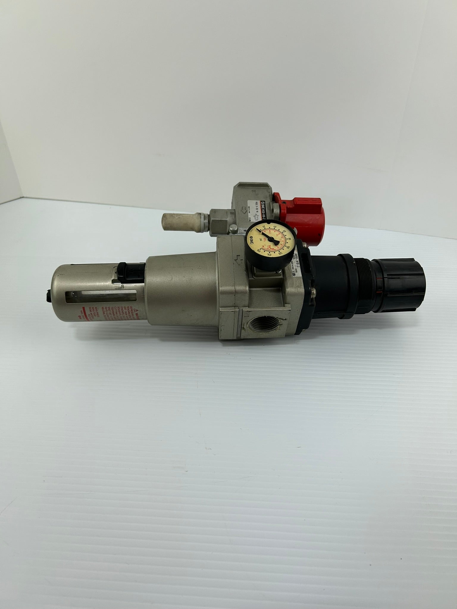 SMC AW60-N10-Z Filter Regulator with VHS50-N10-Z Pneumatic Lockout Valve