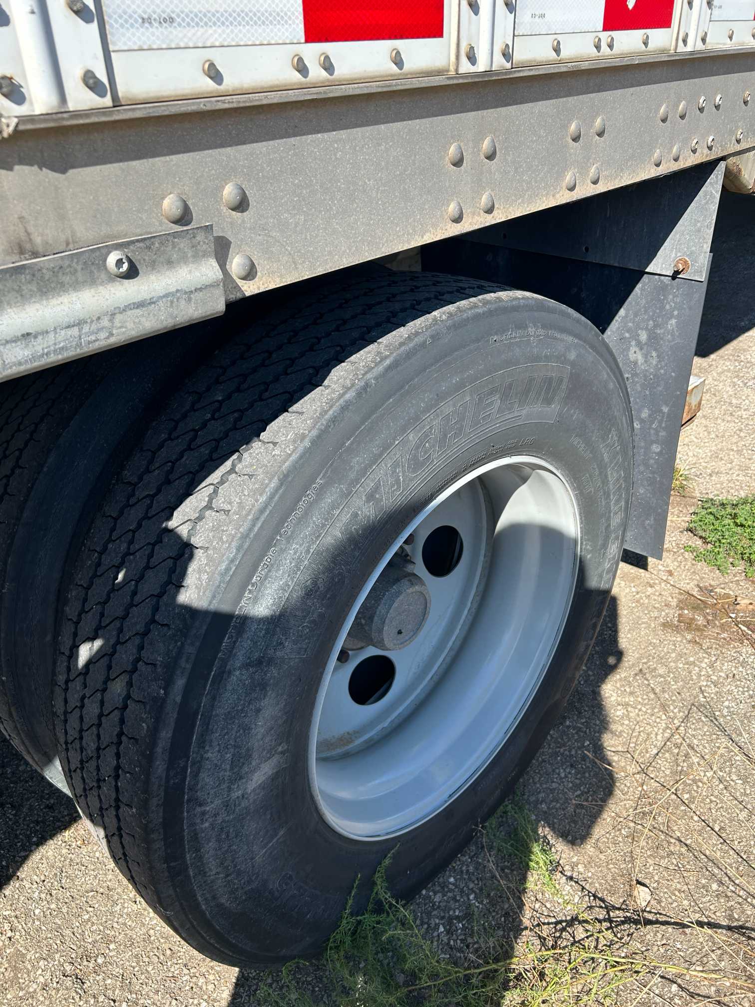 2015 Stoughton Pup Dry Van Semi Trailer 28' Spring / Roll Up 1DW1A2814FS620562