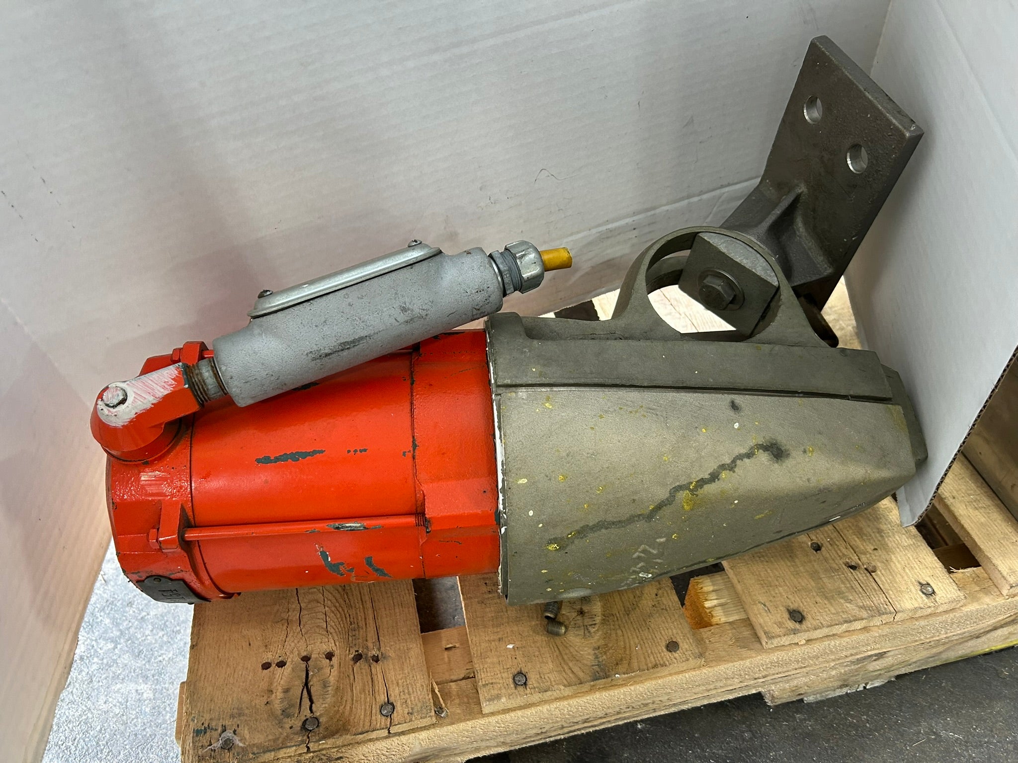 Eastern RH-2 Drum Barrel Mixer with Reliance Electric P48G2405N-FY AC Motor