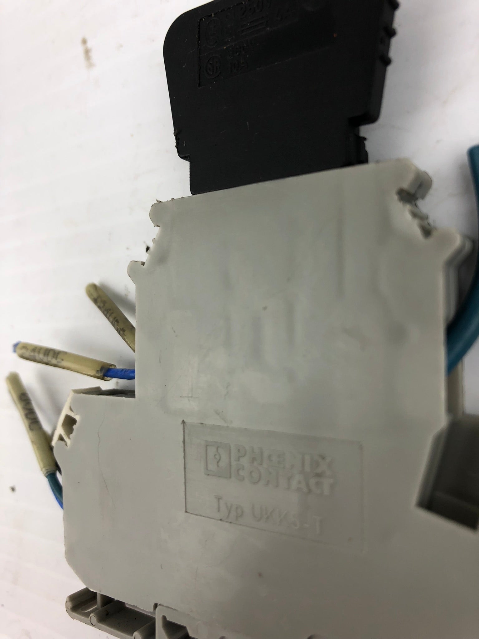 Phoenix Contact UKK5-T Terminal Block