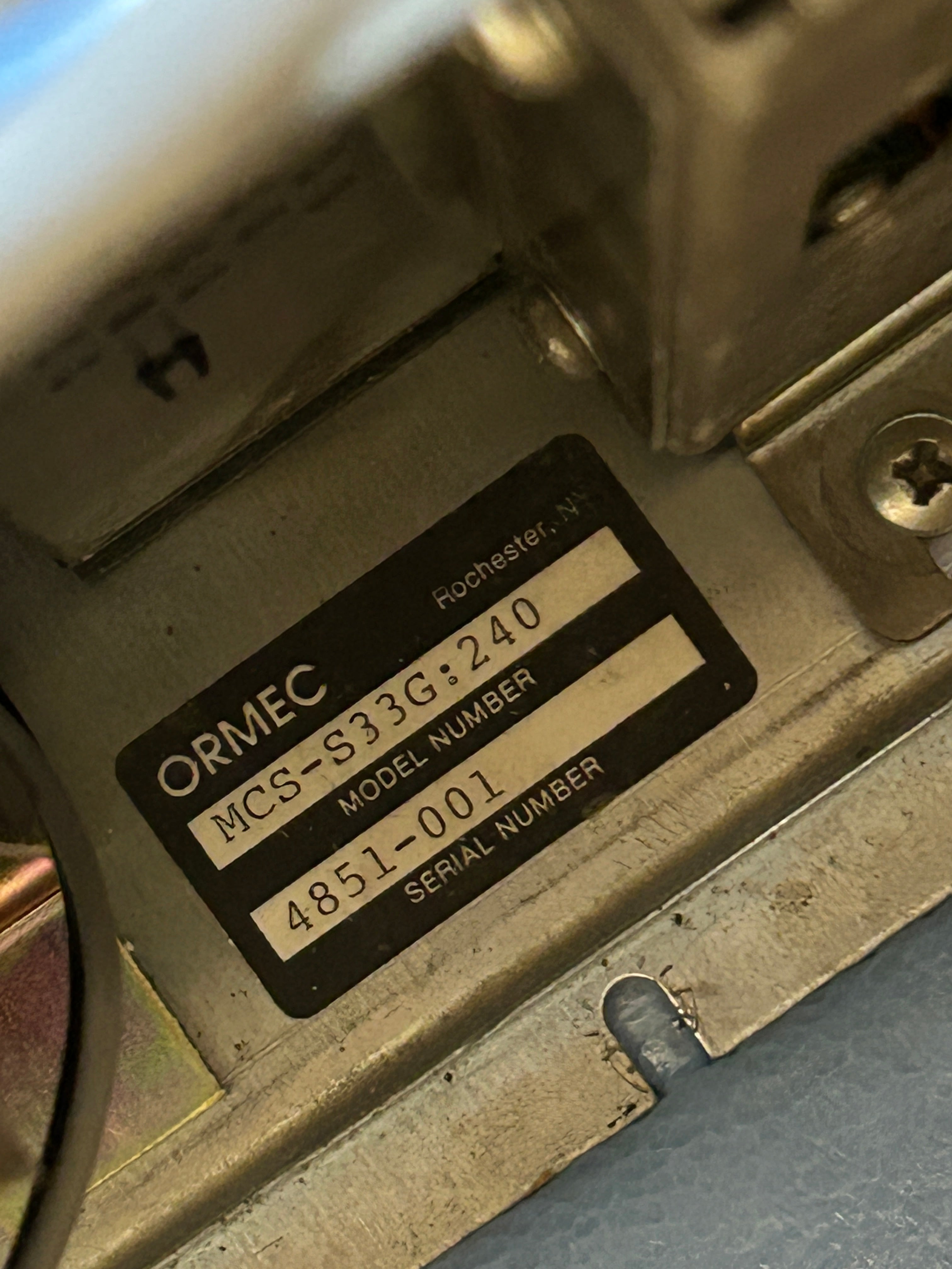 Ormec MCS-S33G:240 Servo Drive Assembly Breaker LF-330 Noise Filter SAC-SRDU