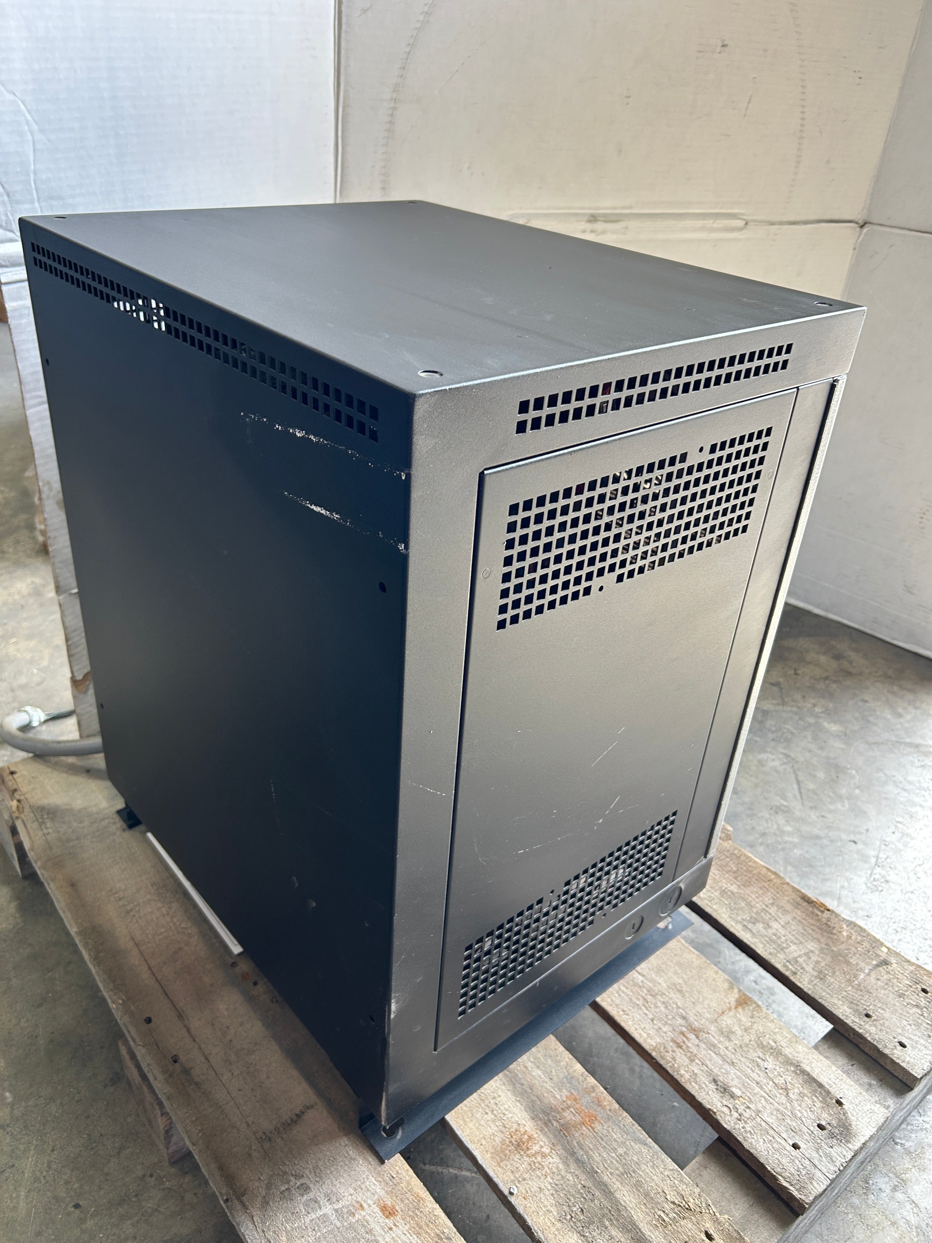 Ametek Eclipse II 1400EC3-18S Multi-Volt Battery Charger 12/24/36V 18 Cells 3PH