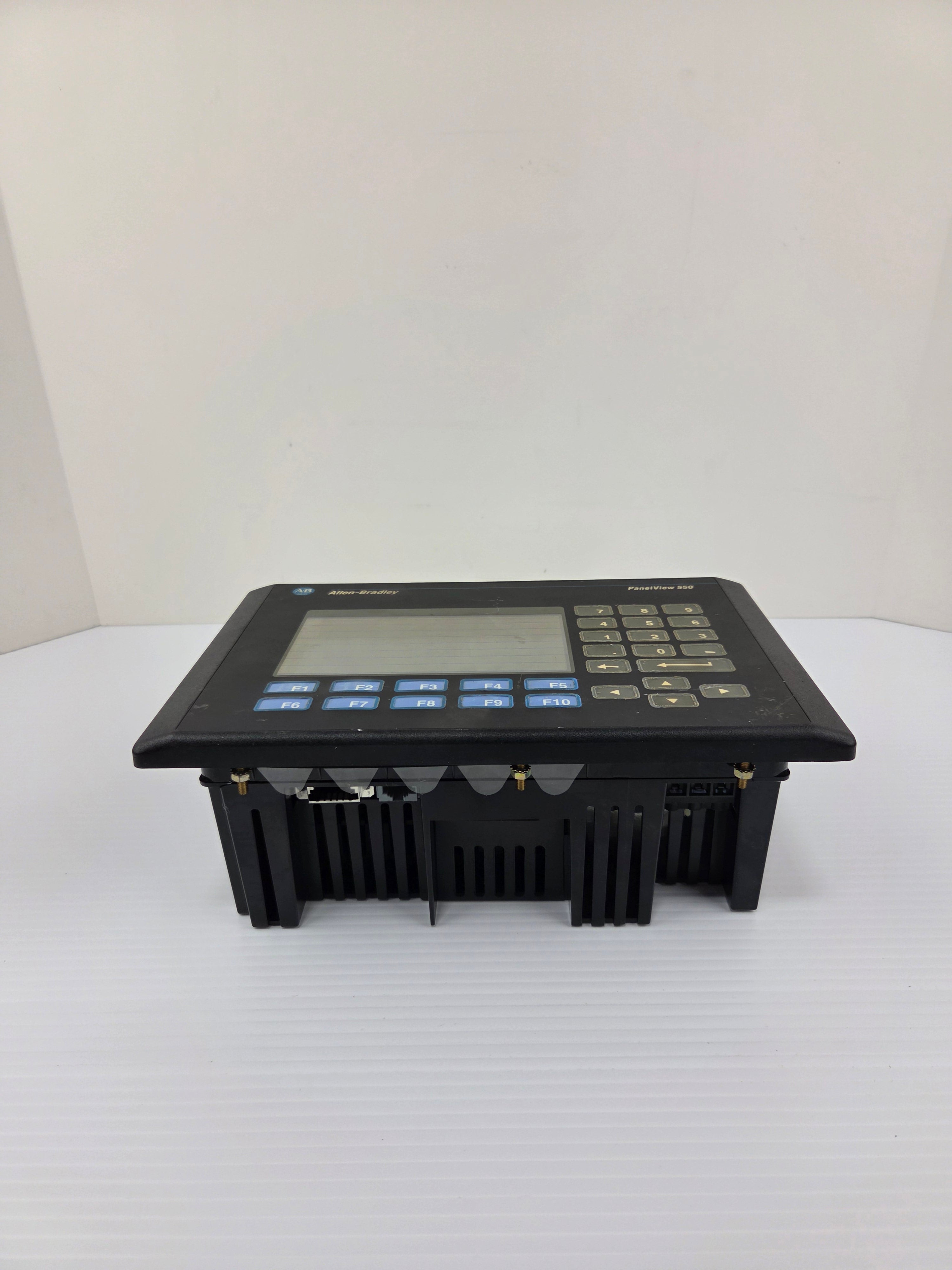 Allen-Bradley 2711-B5A2 PanelView 550 HMI Operator Terminal Series F 100-240VAC