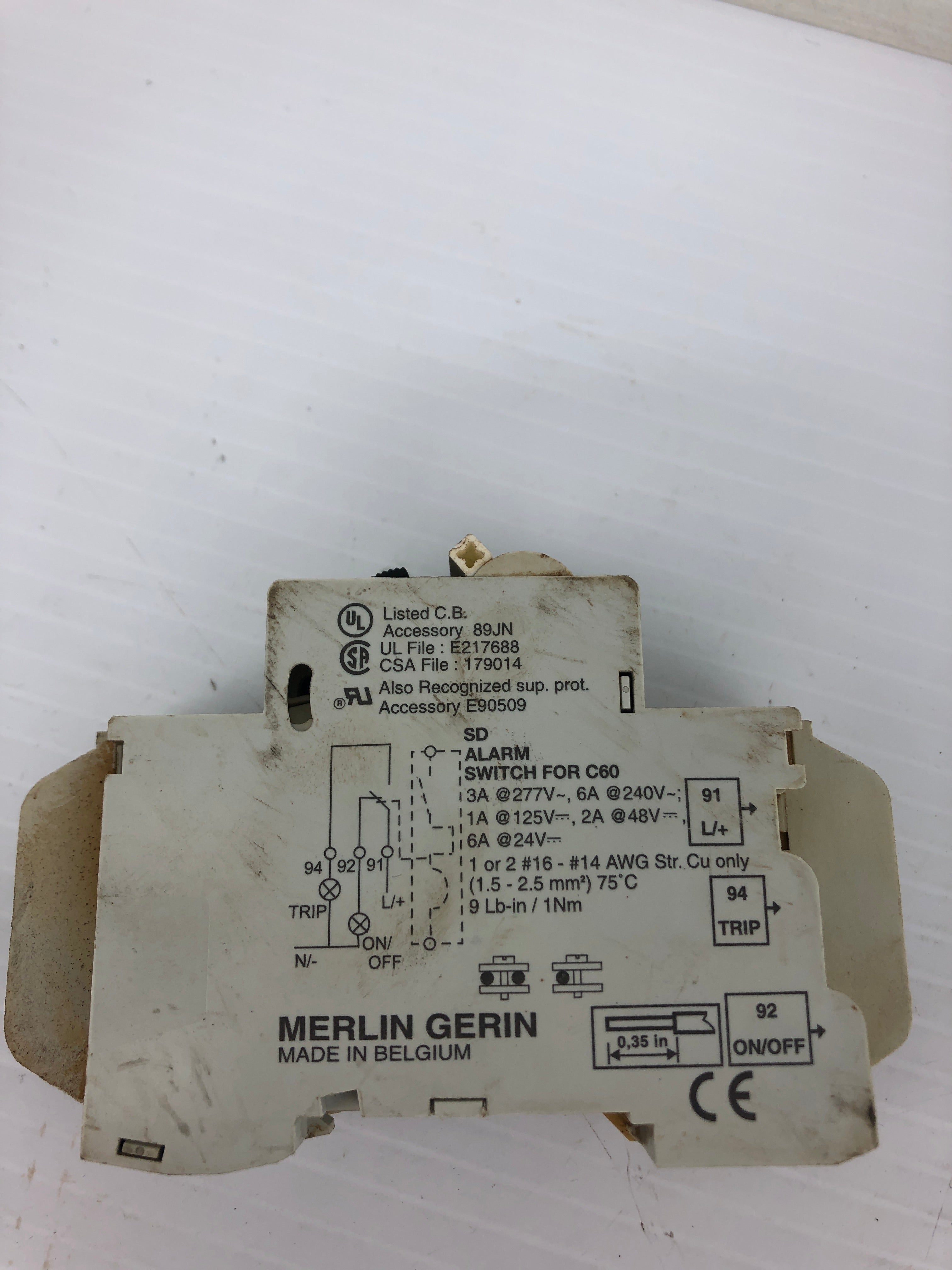 Merlin Gerin C5A 1P Circuit Breaker 240V~60V 60106 Alarm Switch for C60