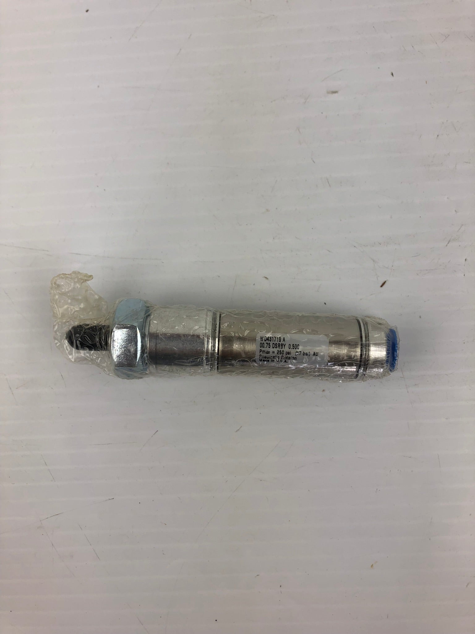 Parker WD431719A Pneumatic Cylinder 00.75 DSRBY 0.500