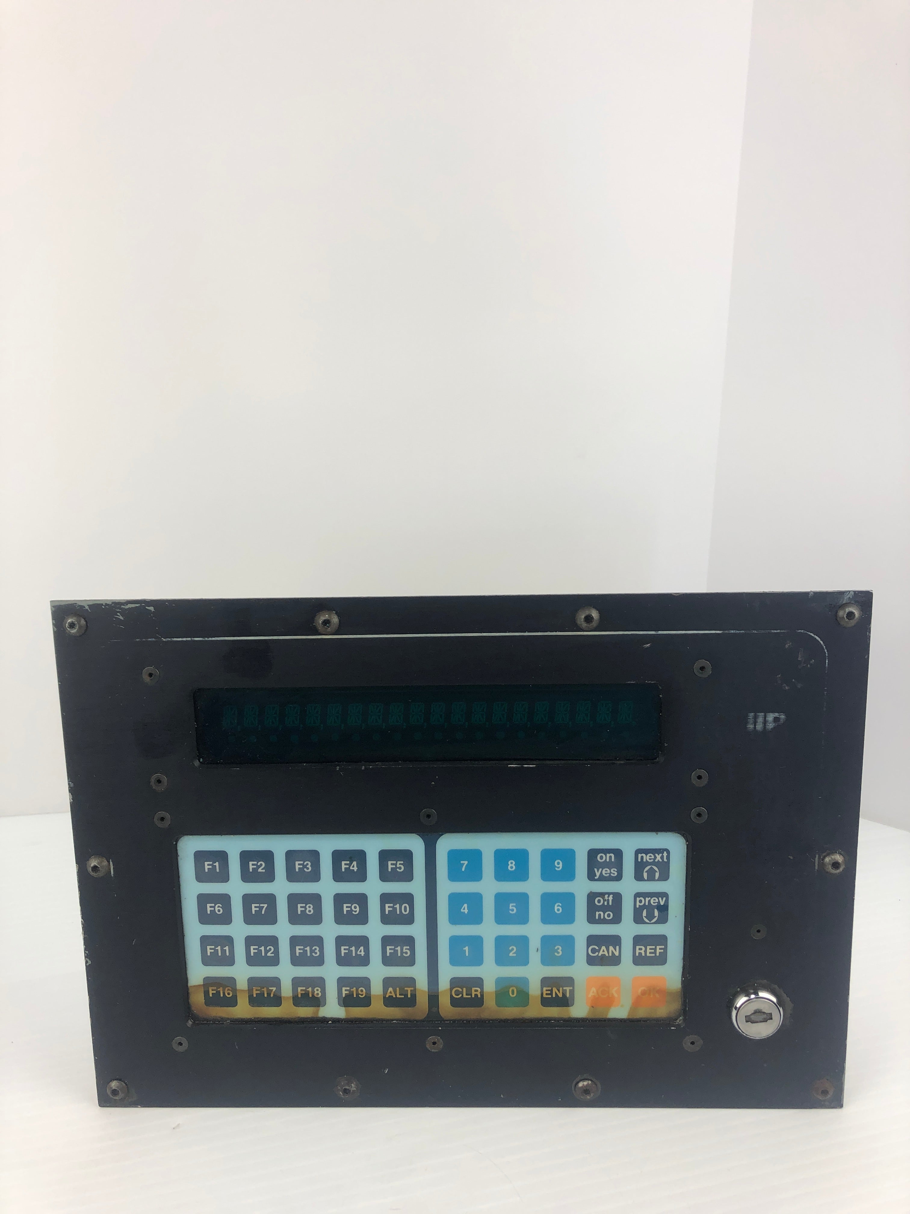 IIP Inc. 100 Control Board Panel Operator Station 115VAC 0.2A