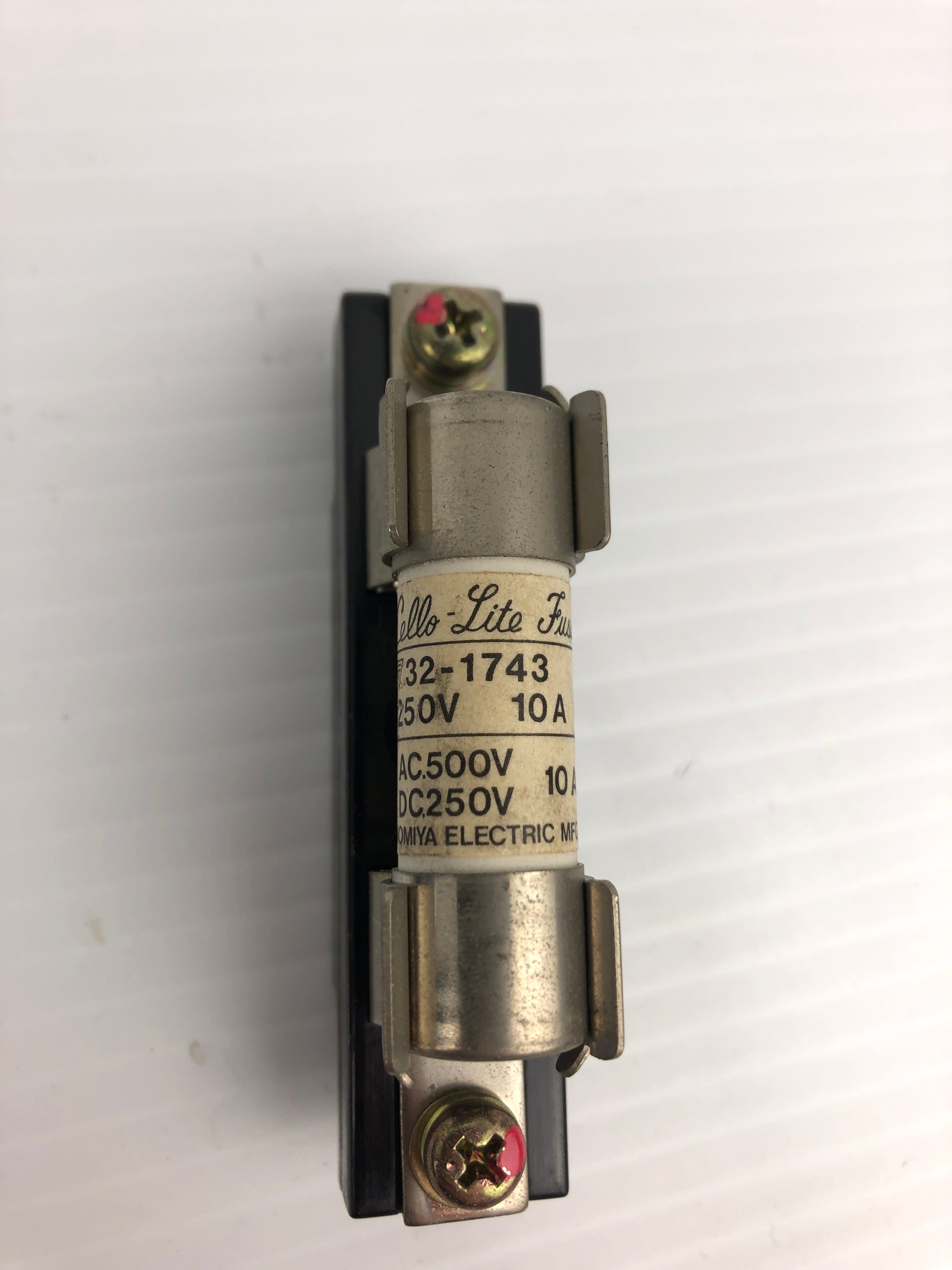 Cello Lite 32-1743 Fuse 250V 10A 50KA PC1 with Fuse Holder FHSC1F - Lot of 3