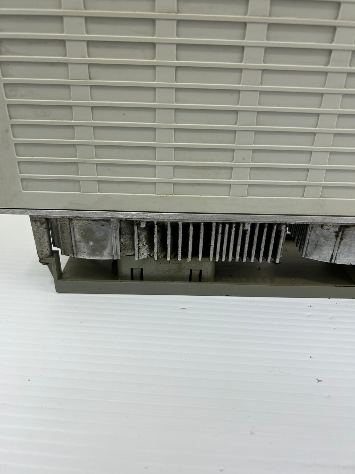 Mitsubishi MDS-C1-V1-45 Servo Drive Unit 4.5kW 28A 3PH 155V CNC MDSC1V145