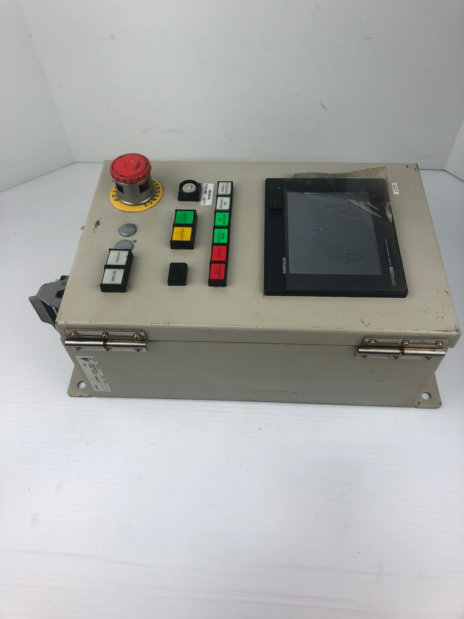 Yaskawa JZRCR-N0P16-NA Control Box GOT1000 Mitsubishi Screen GT1155-QSBD