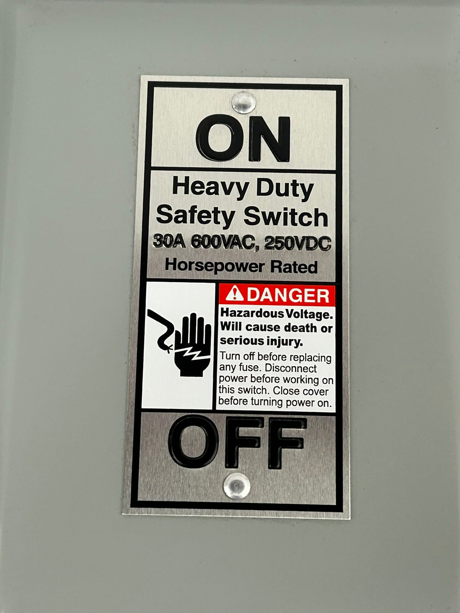 Siemens HNF361 Non-Fusible Heavy Duty Safety Switch 30A 600VAC 250VDC Indoor