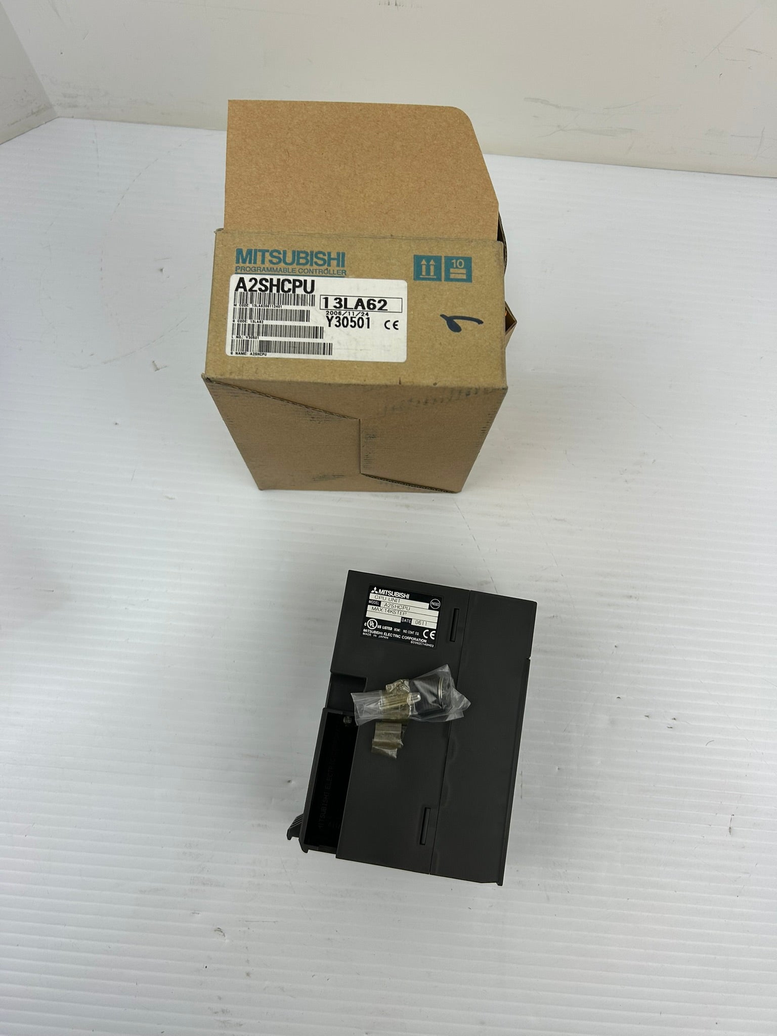 Mitsubishi A2SHCPU Melsec CPU Unit 14k Step PLC Module with 2 Keys