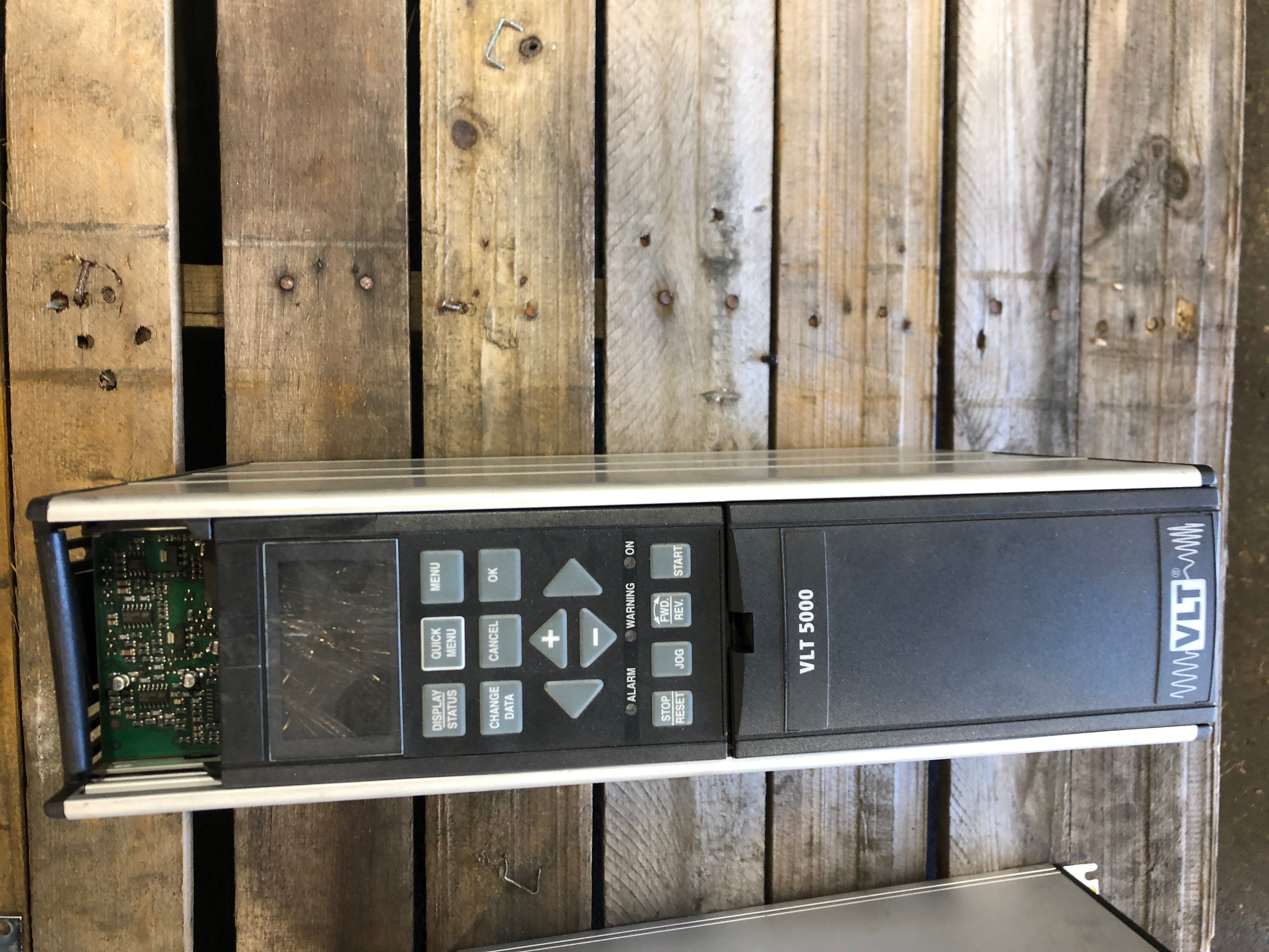 Danfoss VLT-5000 Speed Drive 175Z0053 - Parts Only