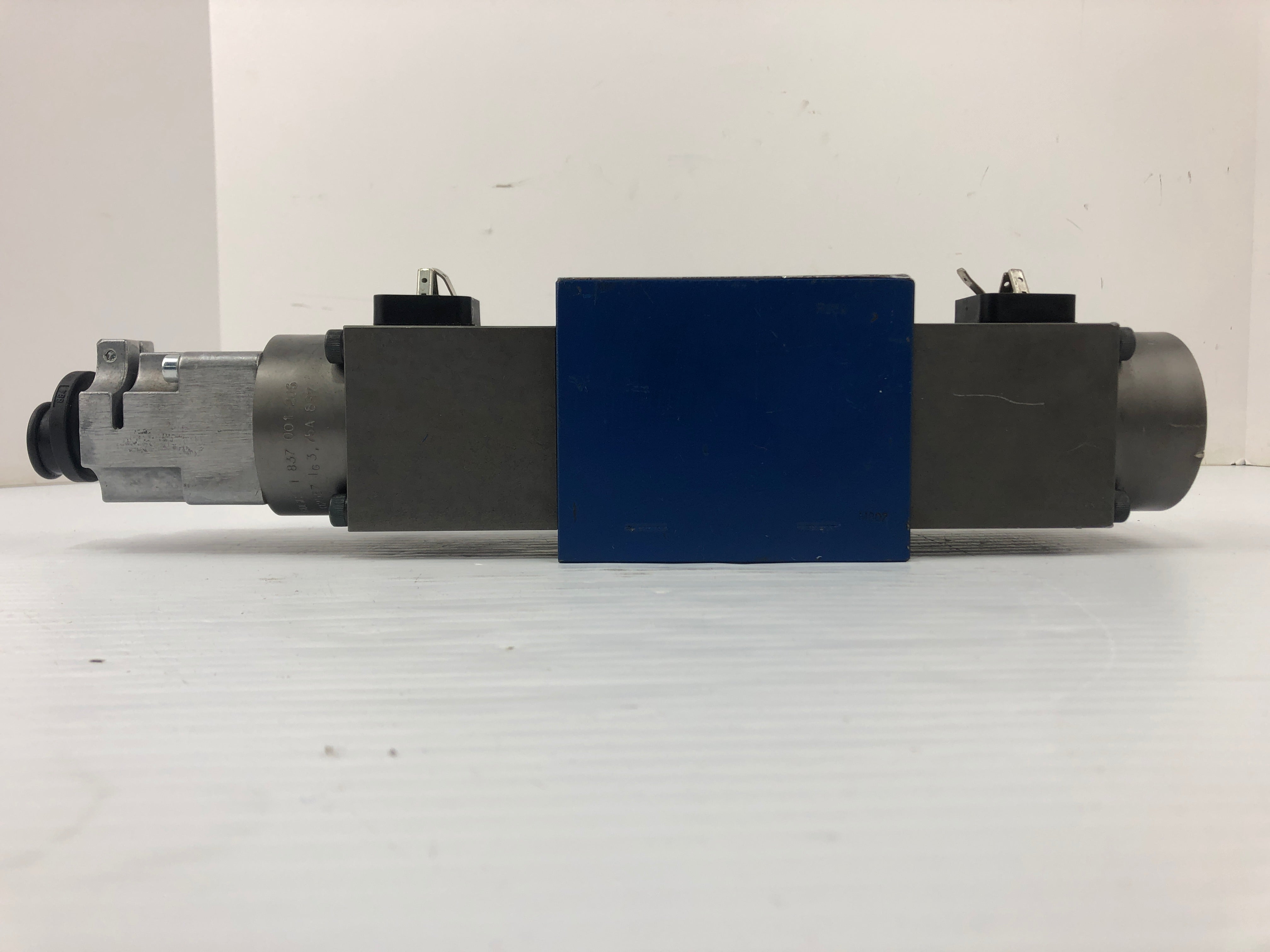 Bosch FD 98603 Pneumatic Selector Valve R978715905 315 bar