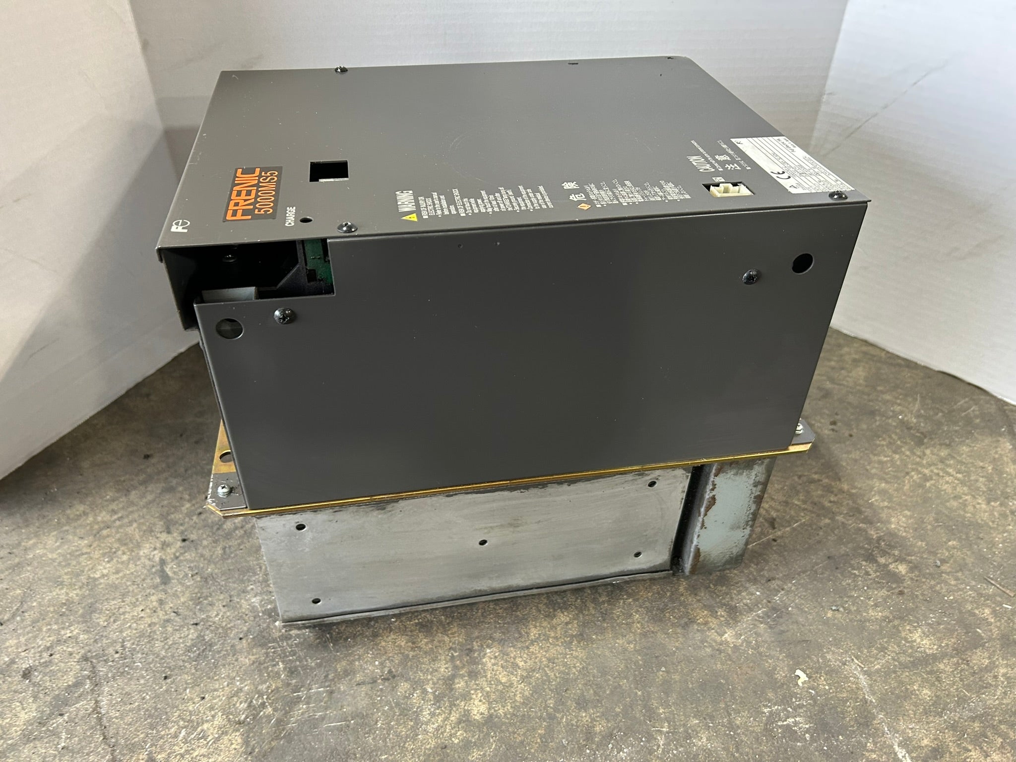 Fuji Electric FRN55PR5-2 Frenic 5000MS5 Vector Spindle Drive Converter