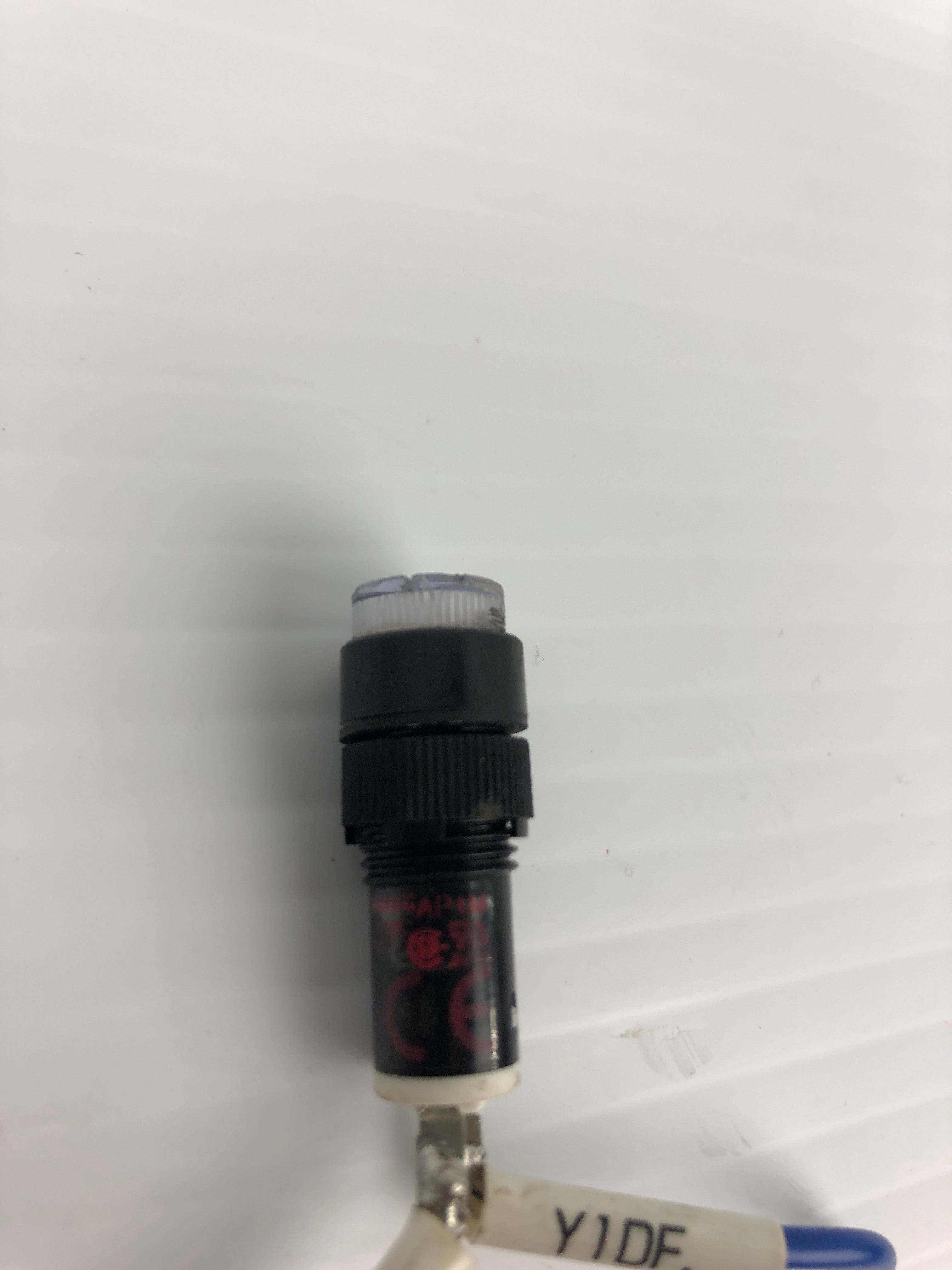 Idec AP1M White Indicator Light 24V